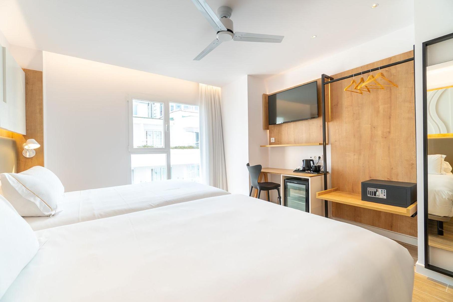 Superior Twin Room - Photo 2