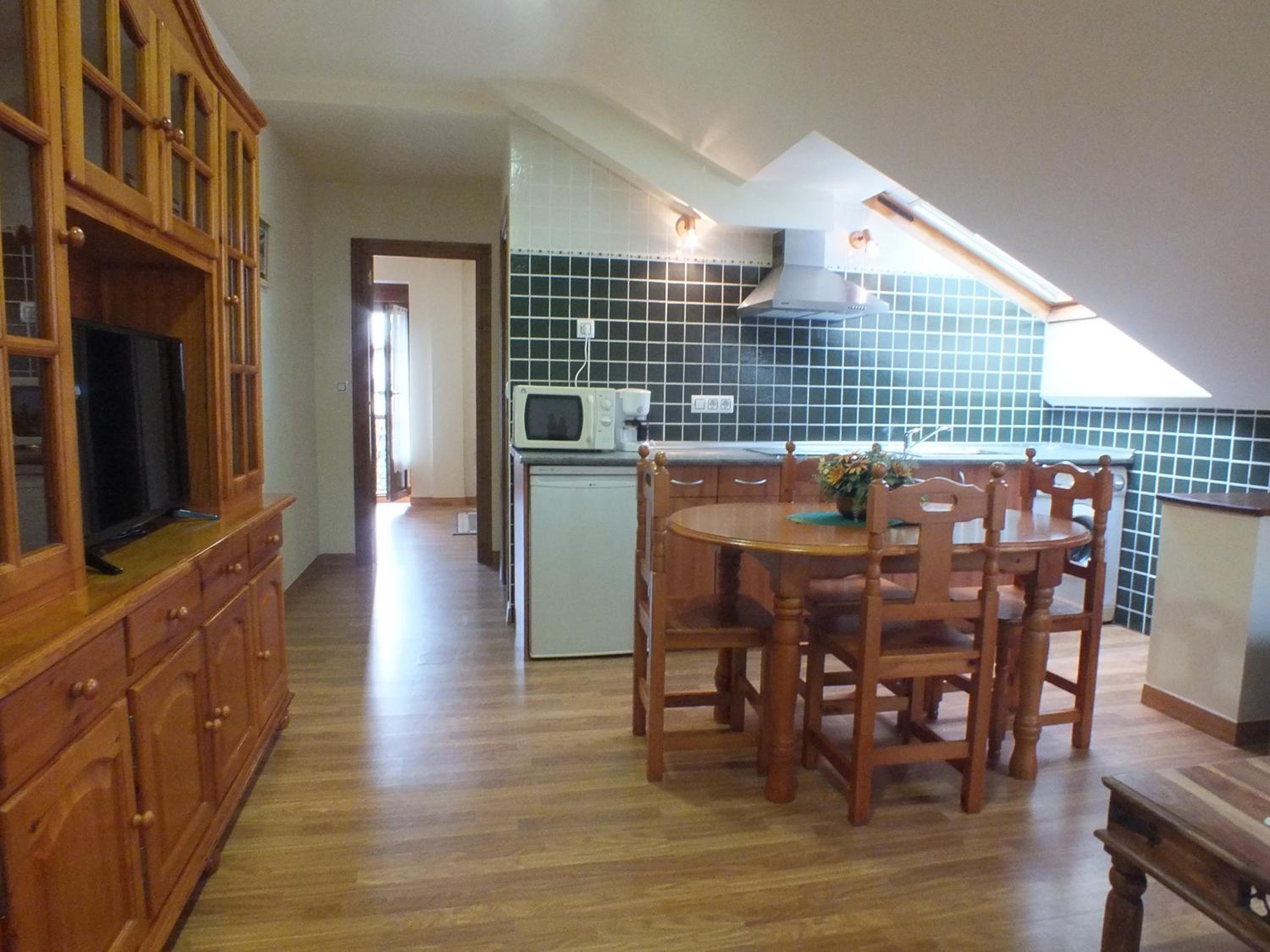 One-Bedroom Apartment with Balcony photo 2