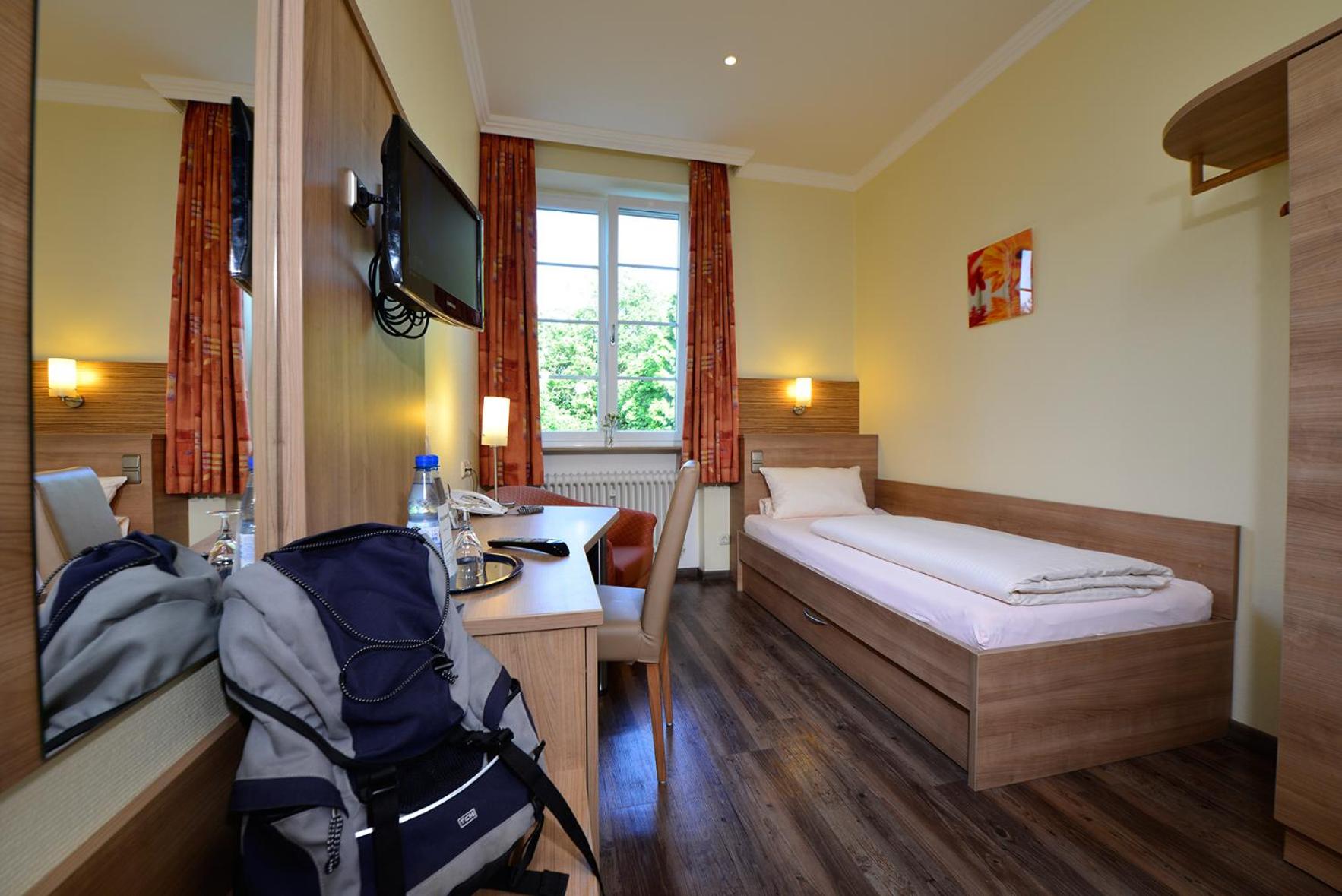 Single Room photo 1