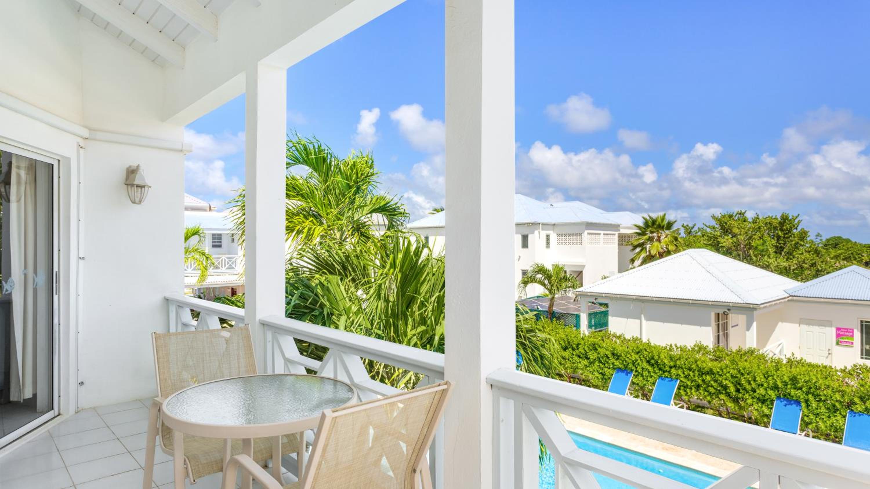One Bedroom Poolside  photo 2