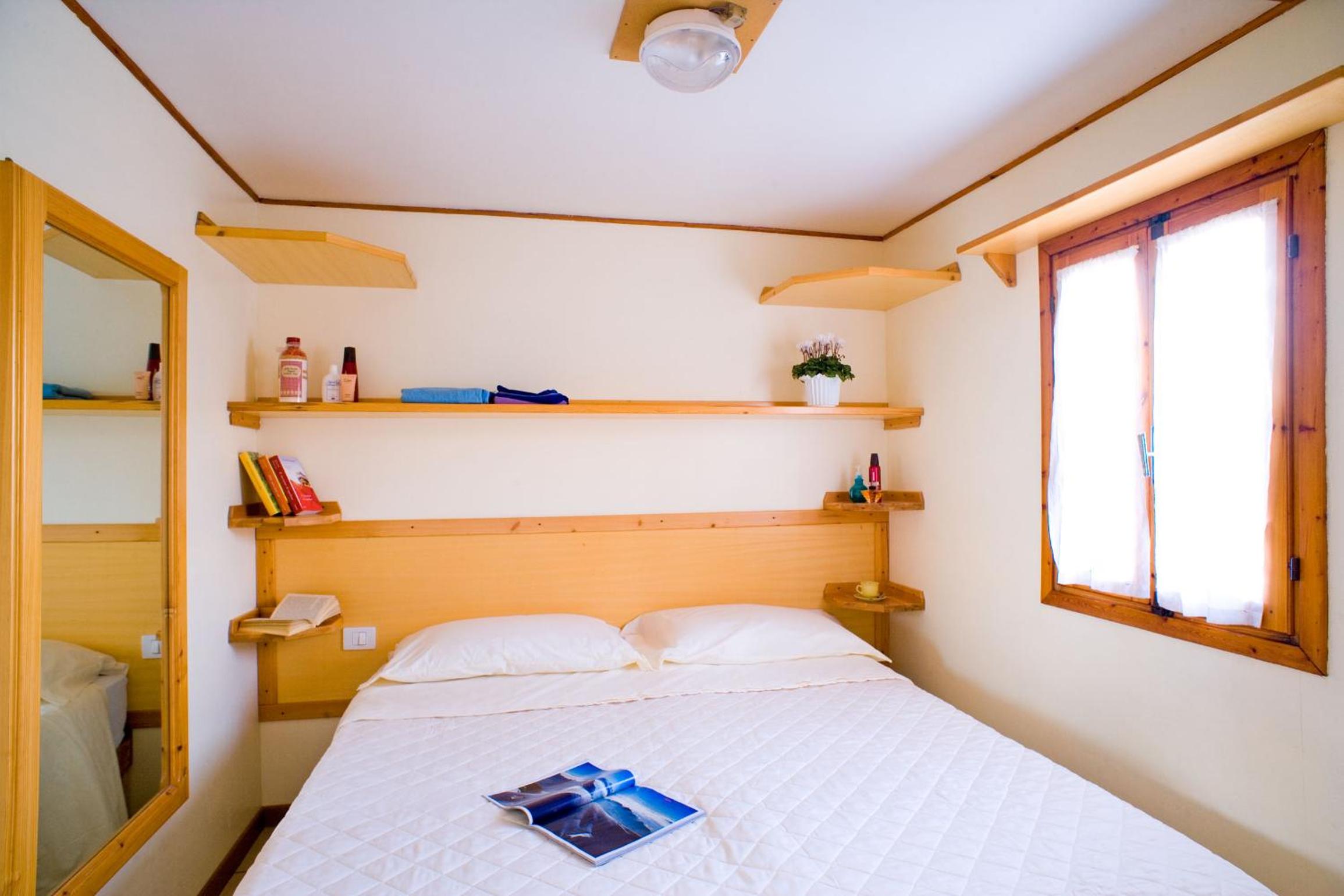 One-Bedroom Bungalow (2 Adults)
