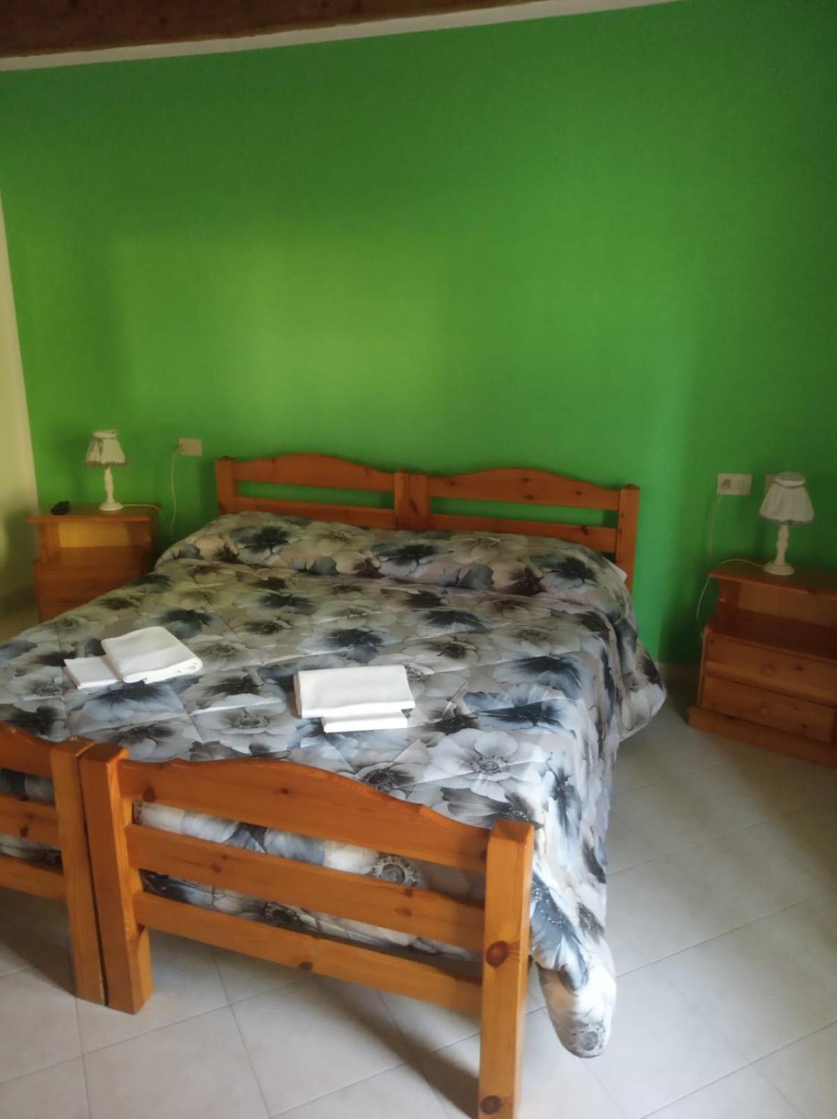 Basic Triple Room