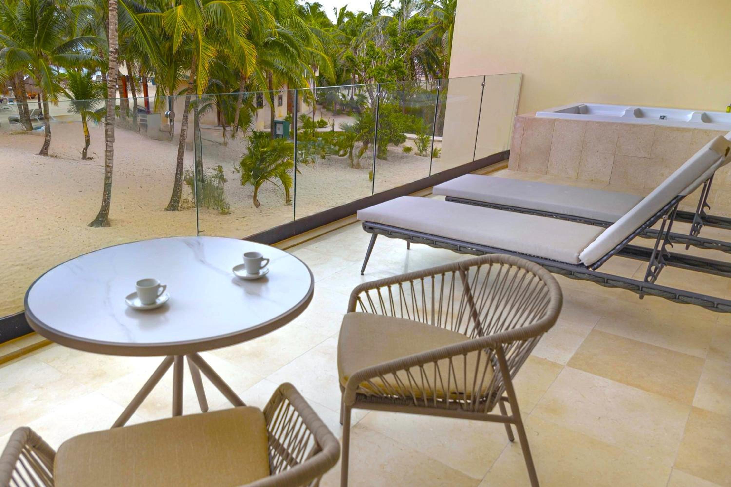 Family Selection Suite Beachside
