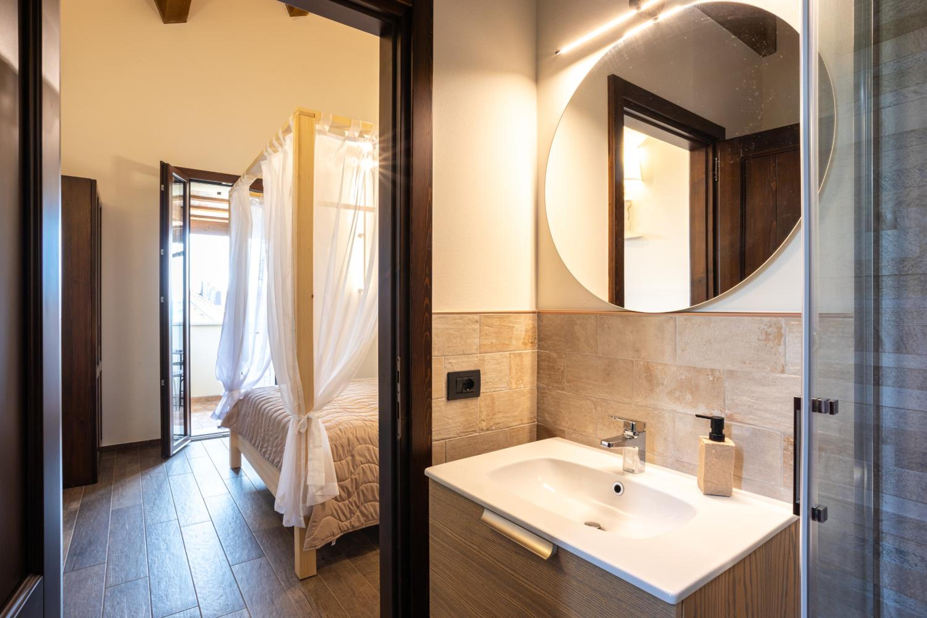 Deluxe Double Room with Castle View photo 1