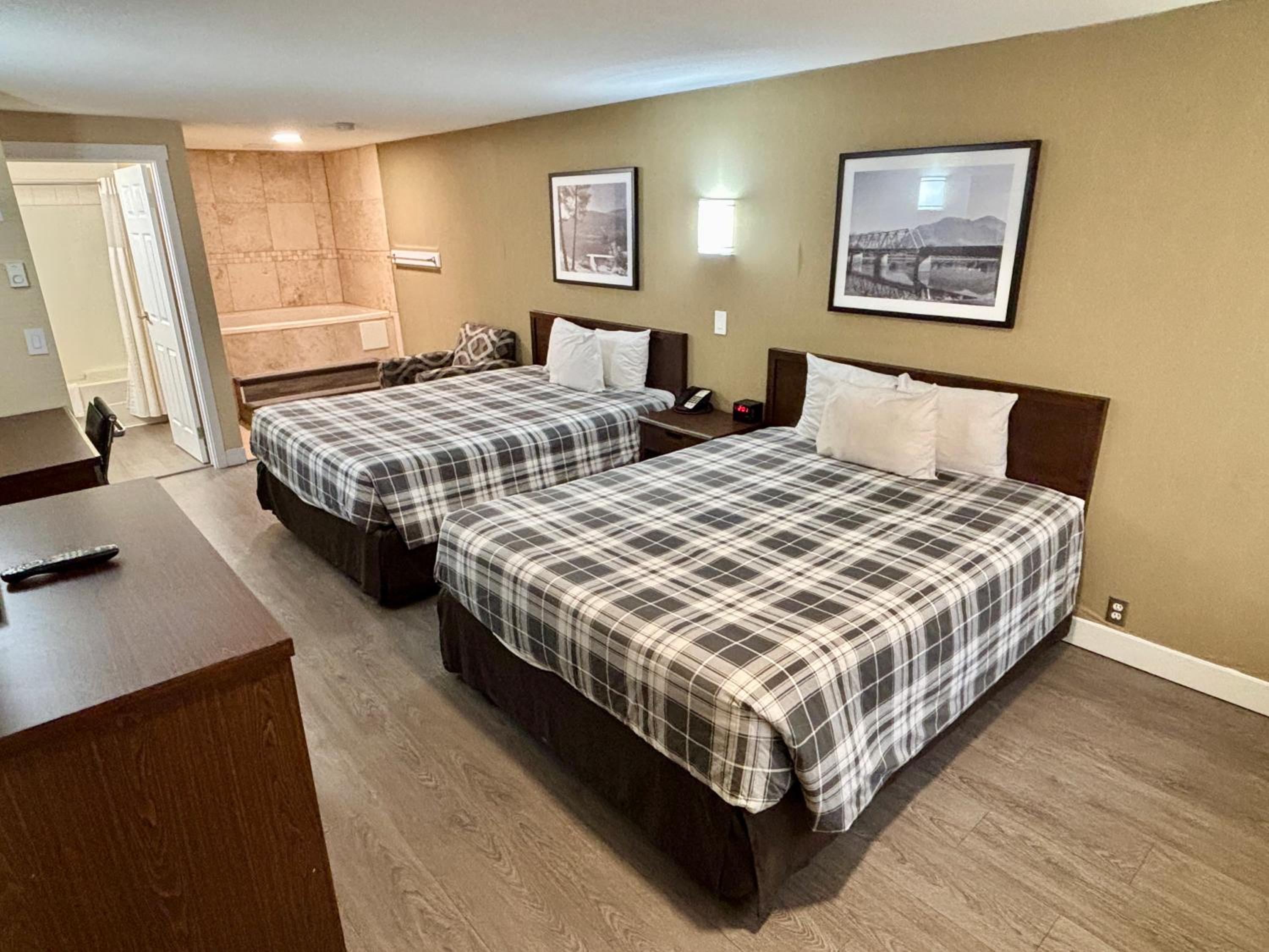 Efficiency Queen Suite with Two Queen Beds - Non-Smoking  - Photo 1