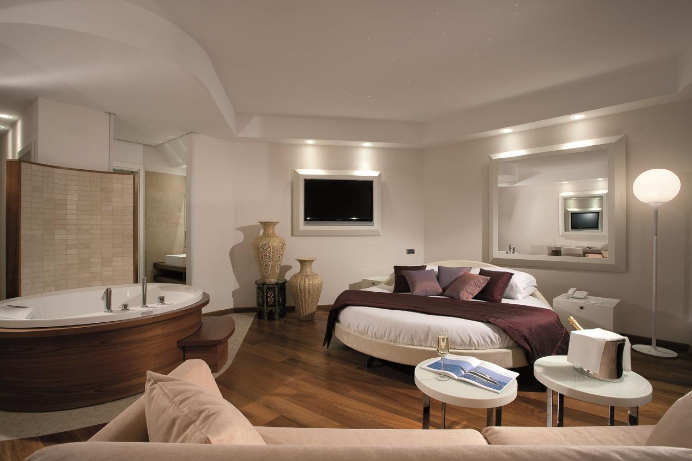Paradiso Suite photo 2