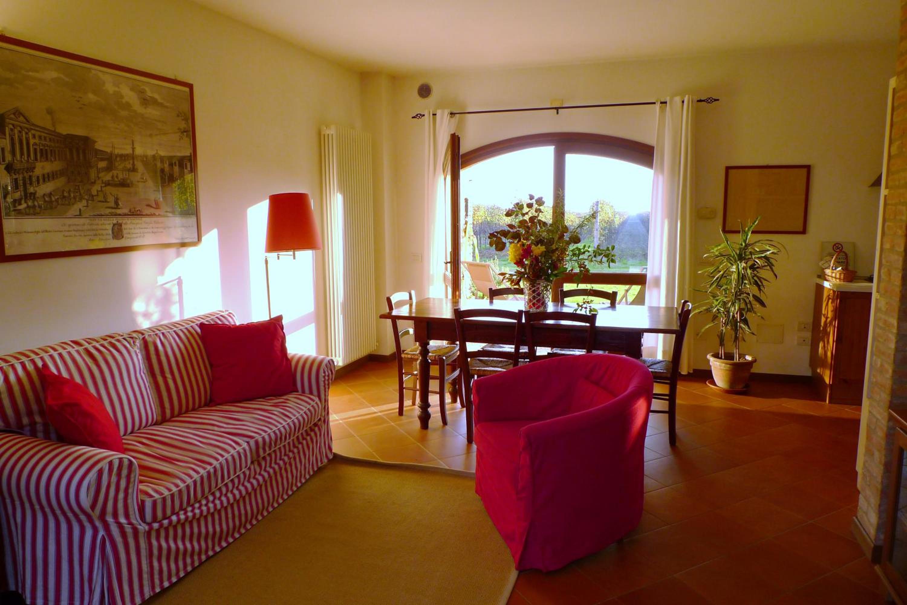 Maisonette photo 1