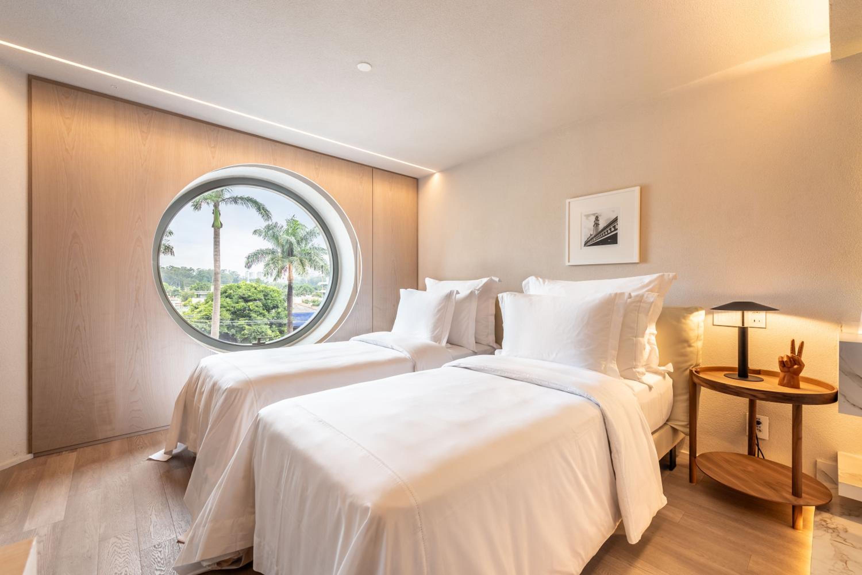 Deluxe Twin Room - Photo 2