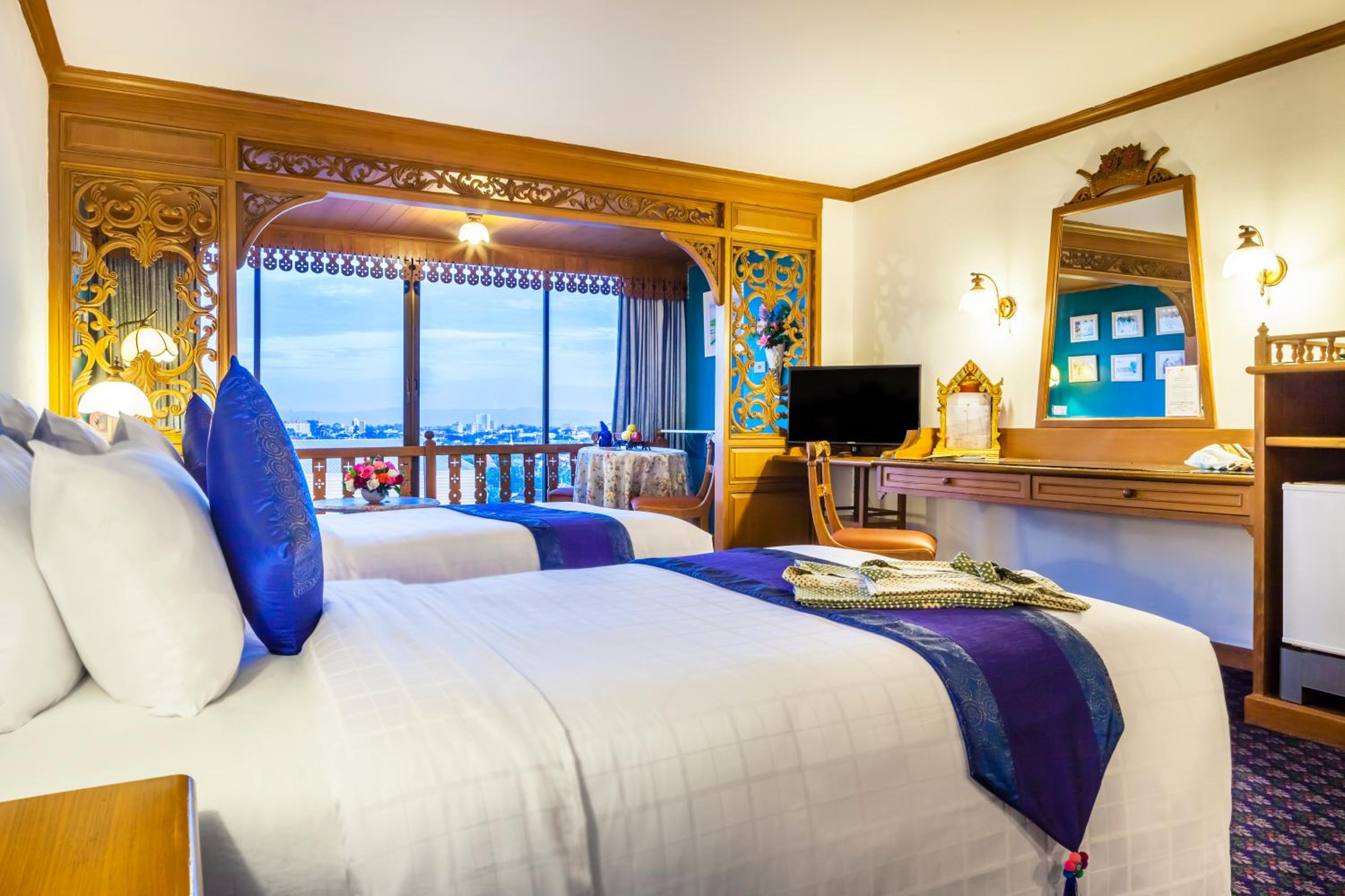 Deluxe Double Or Twin Room photo 3
