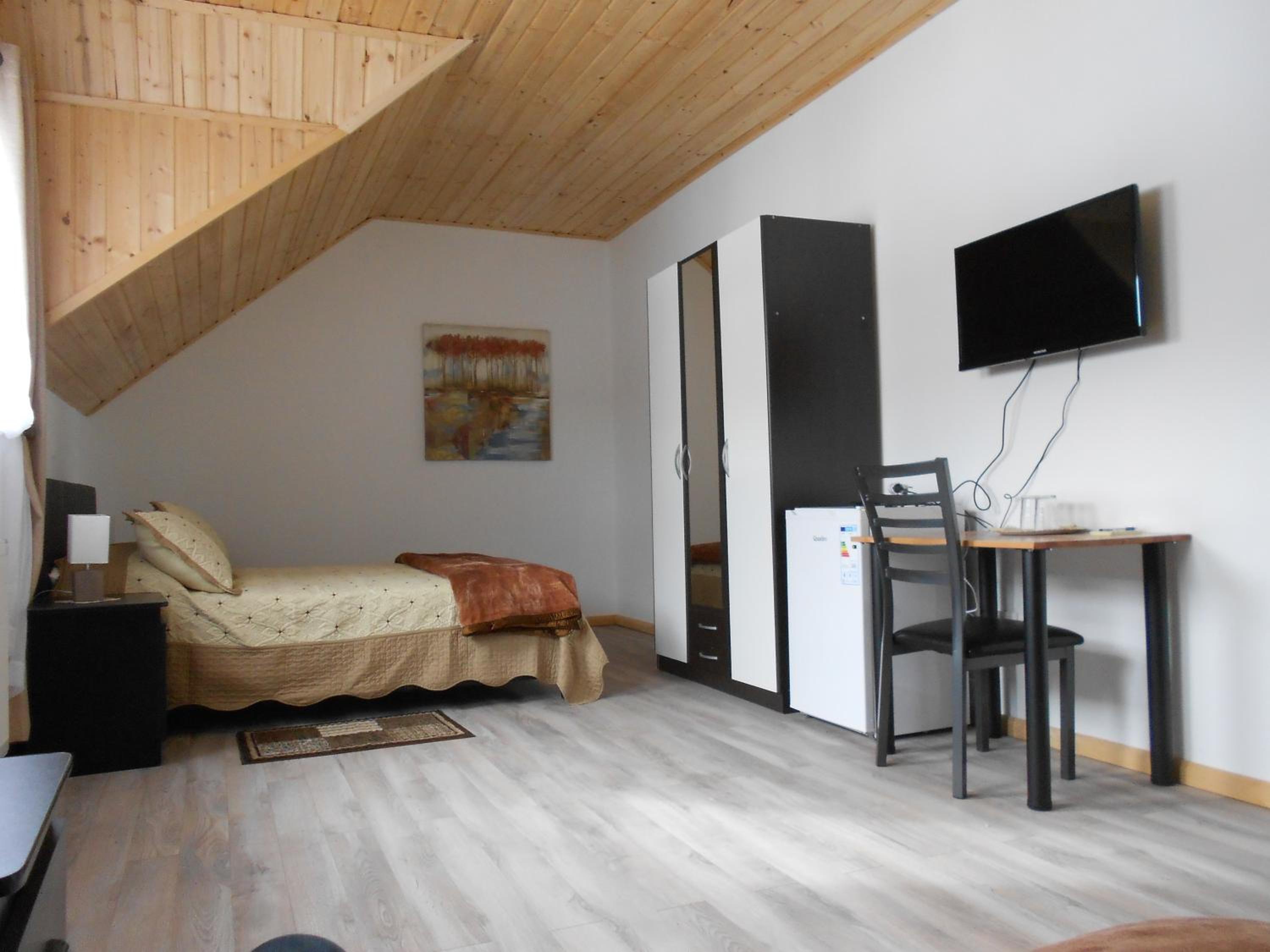 Superior Triple Room photo 3