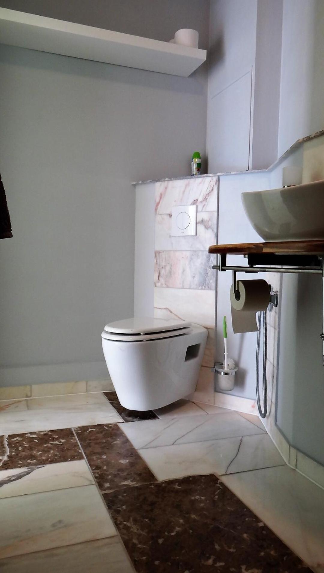 Studio Apartment photo 1