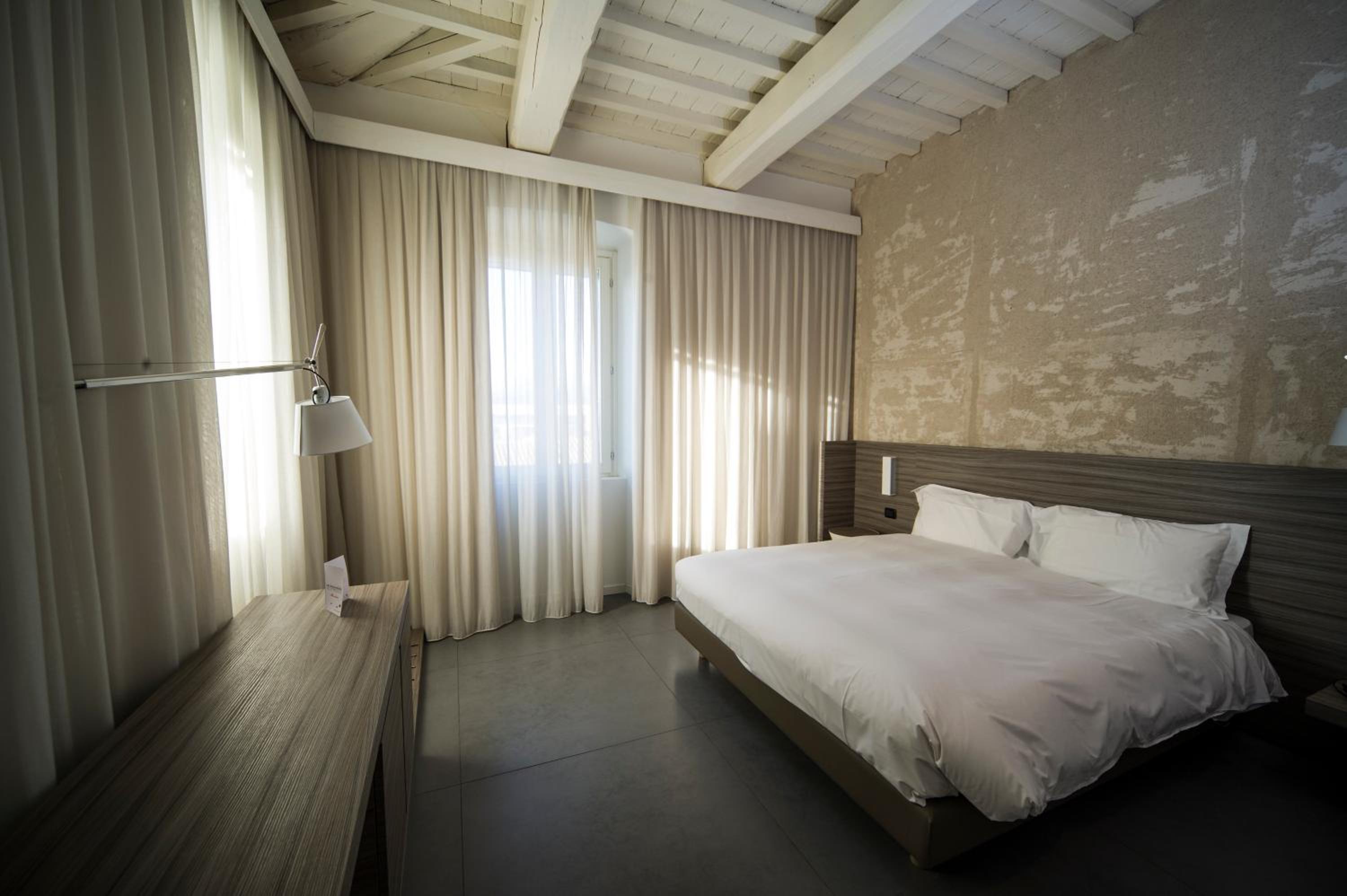 Superior Double or Twin Room photo 1