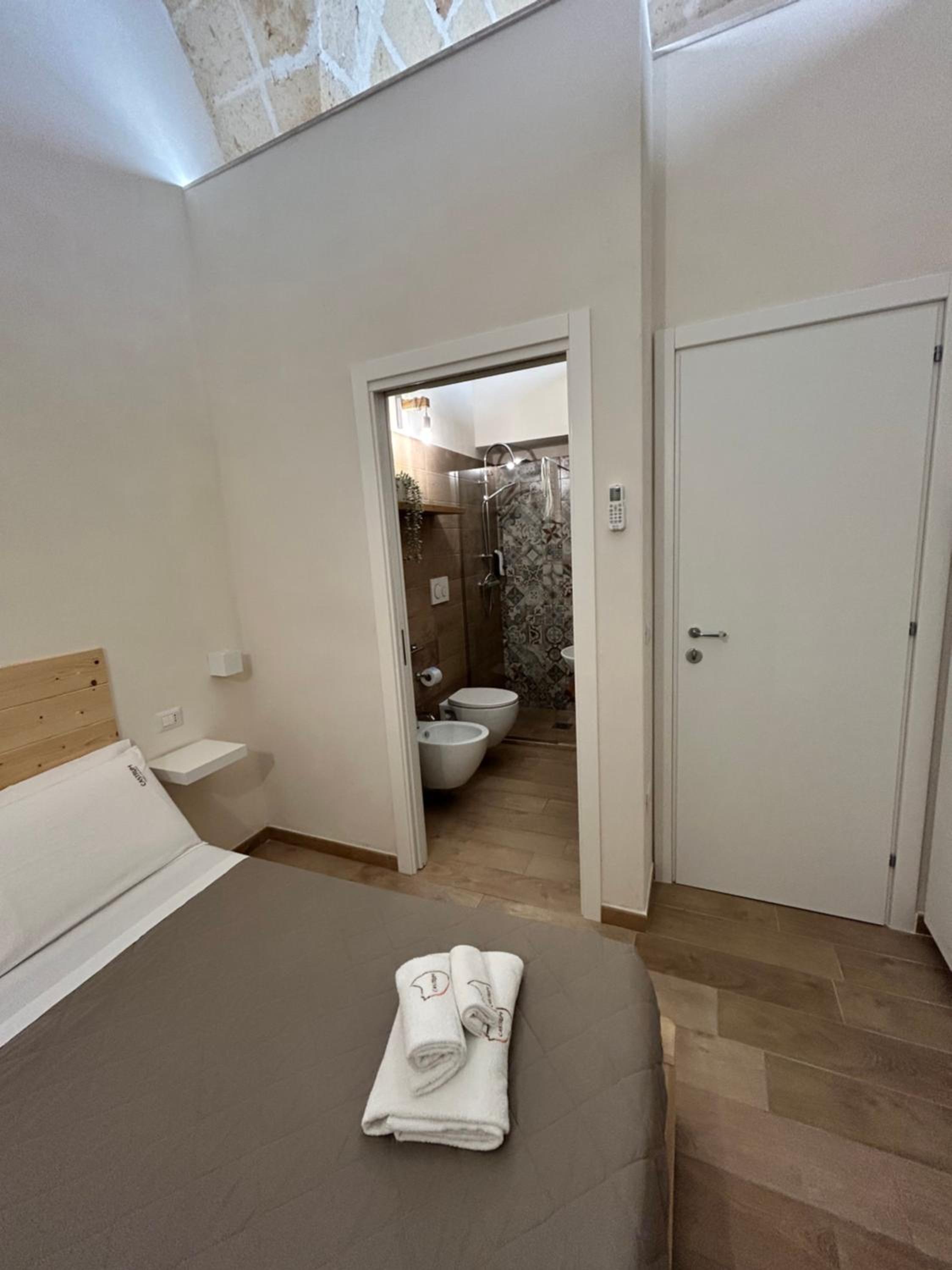 Double Room with Private Bathroom photo 1
