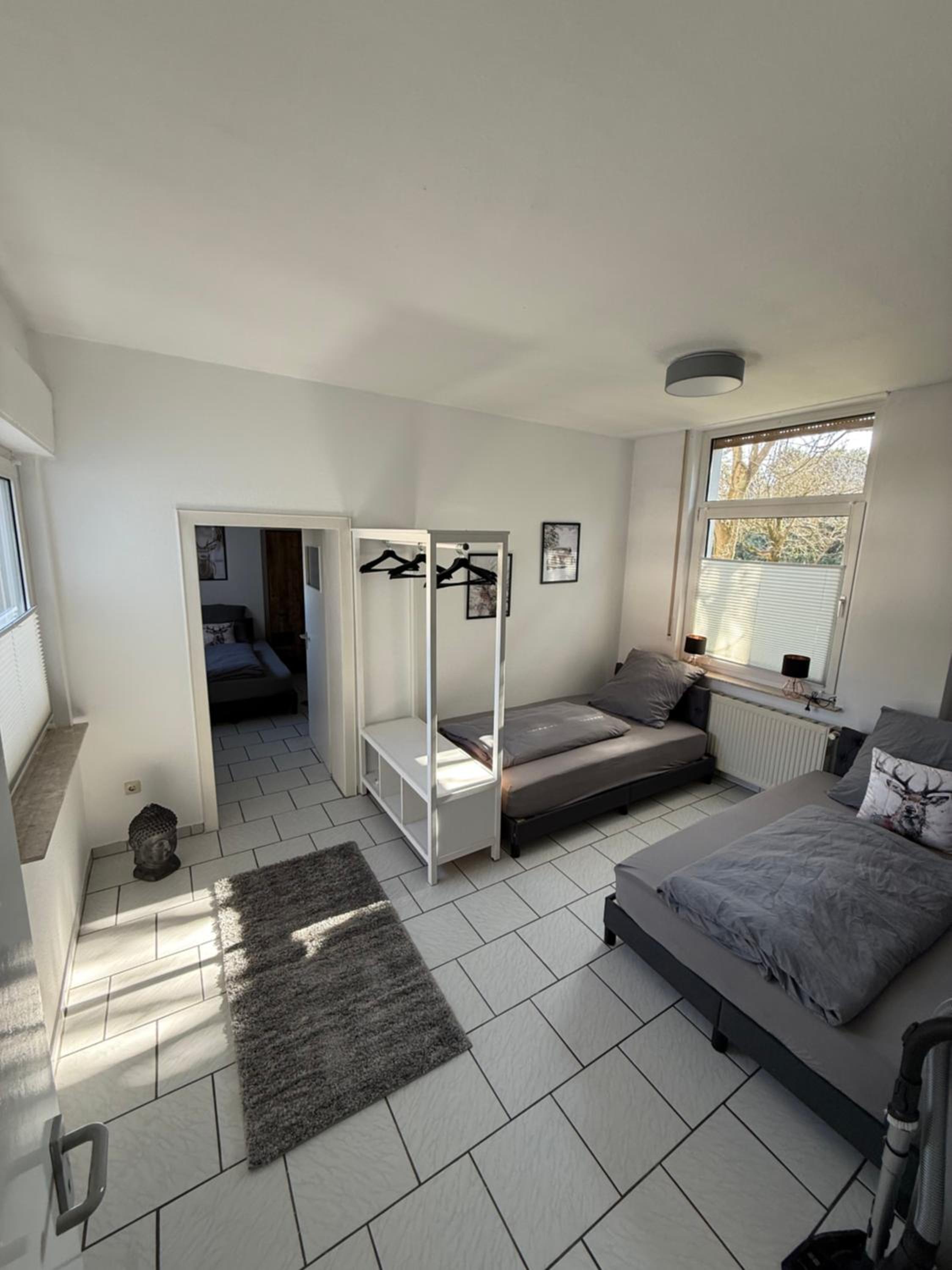 Two-Bedroom Apartment - Photo 4