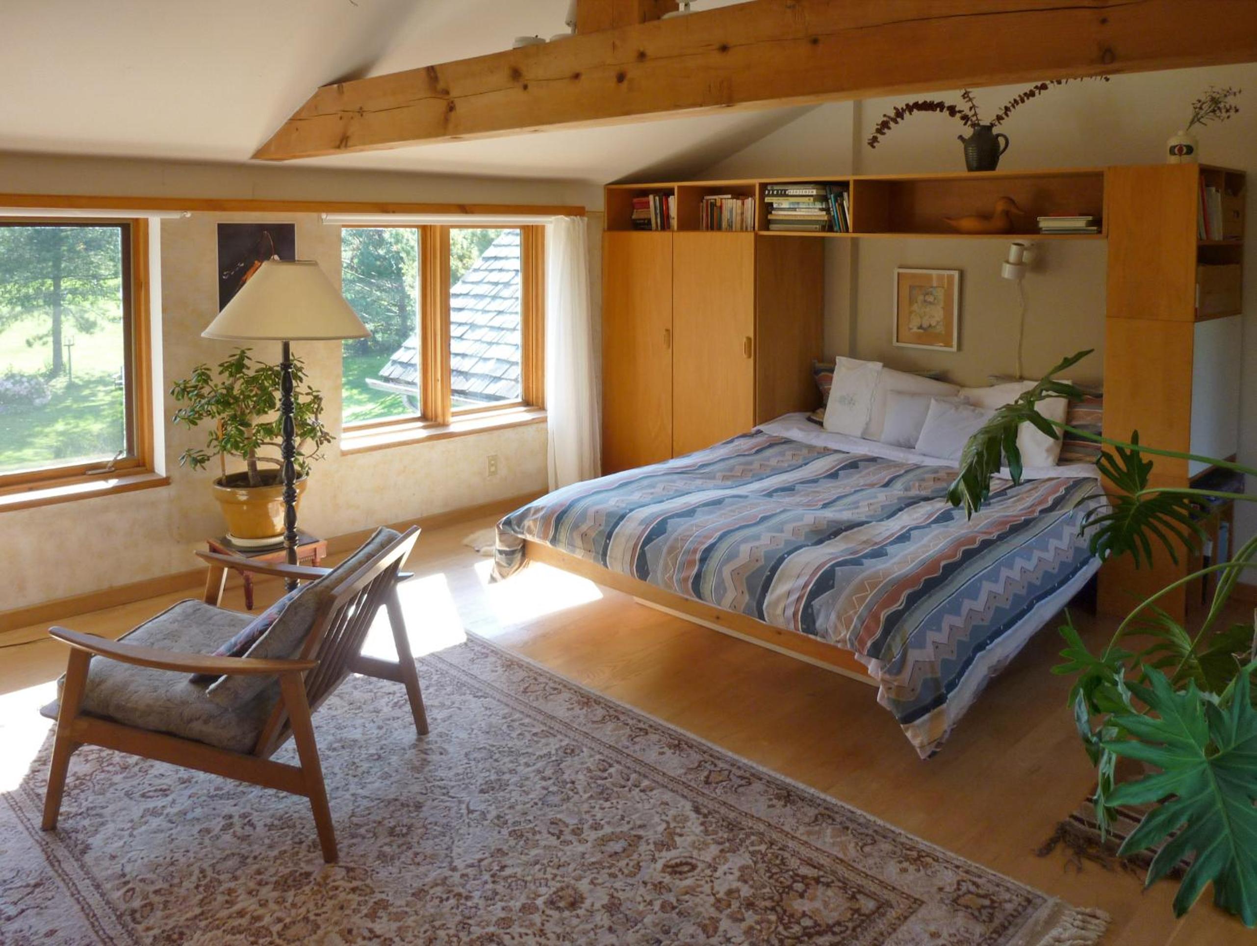 Queen Room with Single Bed photo 3