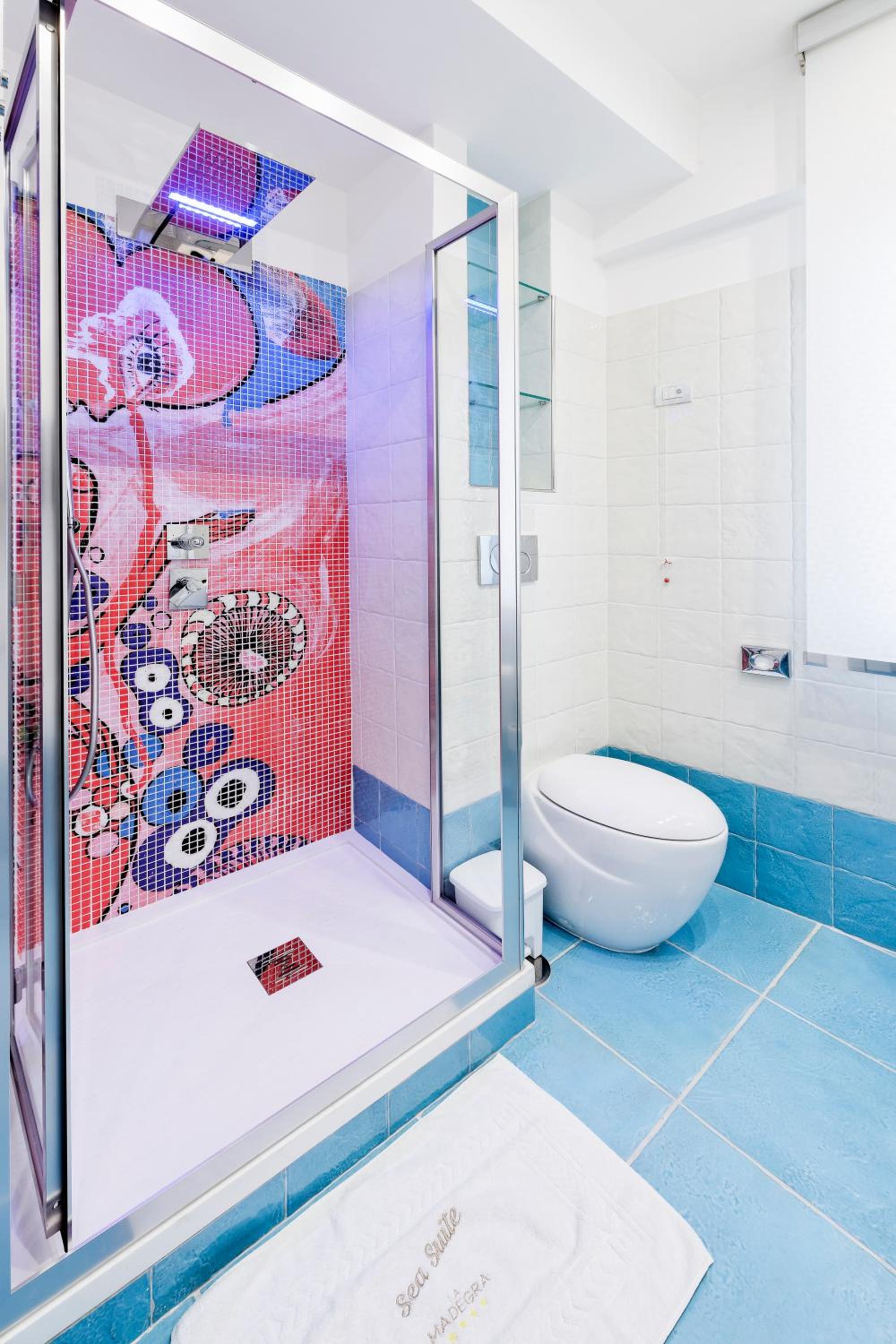 Deluxe Double Room with Sea View photo 3