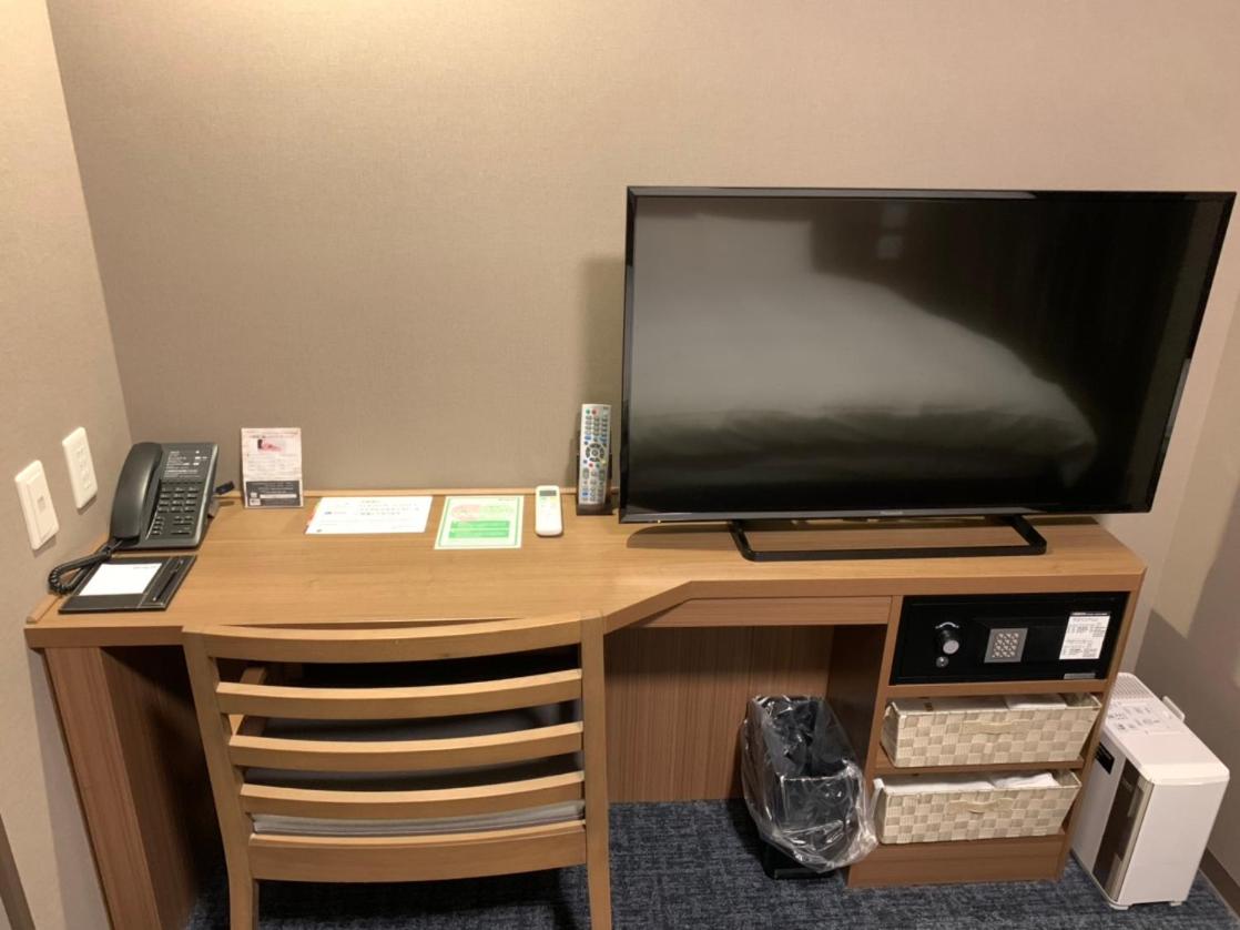 Standard Queen Room - Photo 9