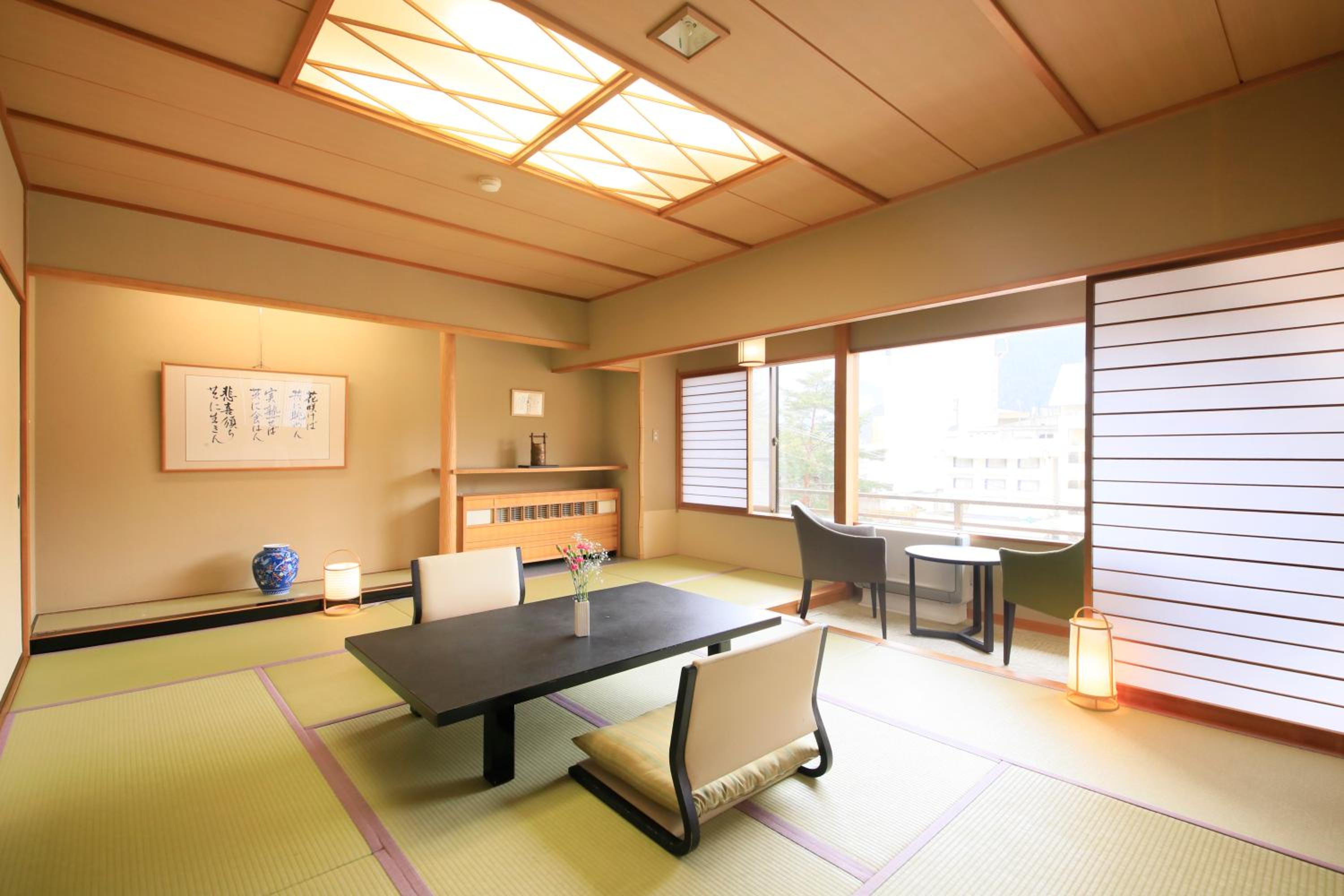 Japanese-Style Corner Room - Non-Smoking - Photo 4