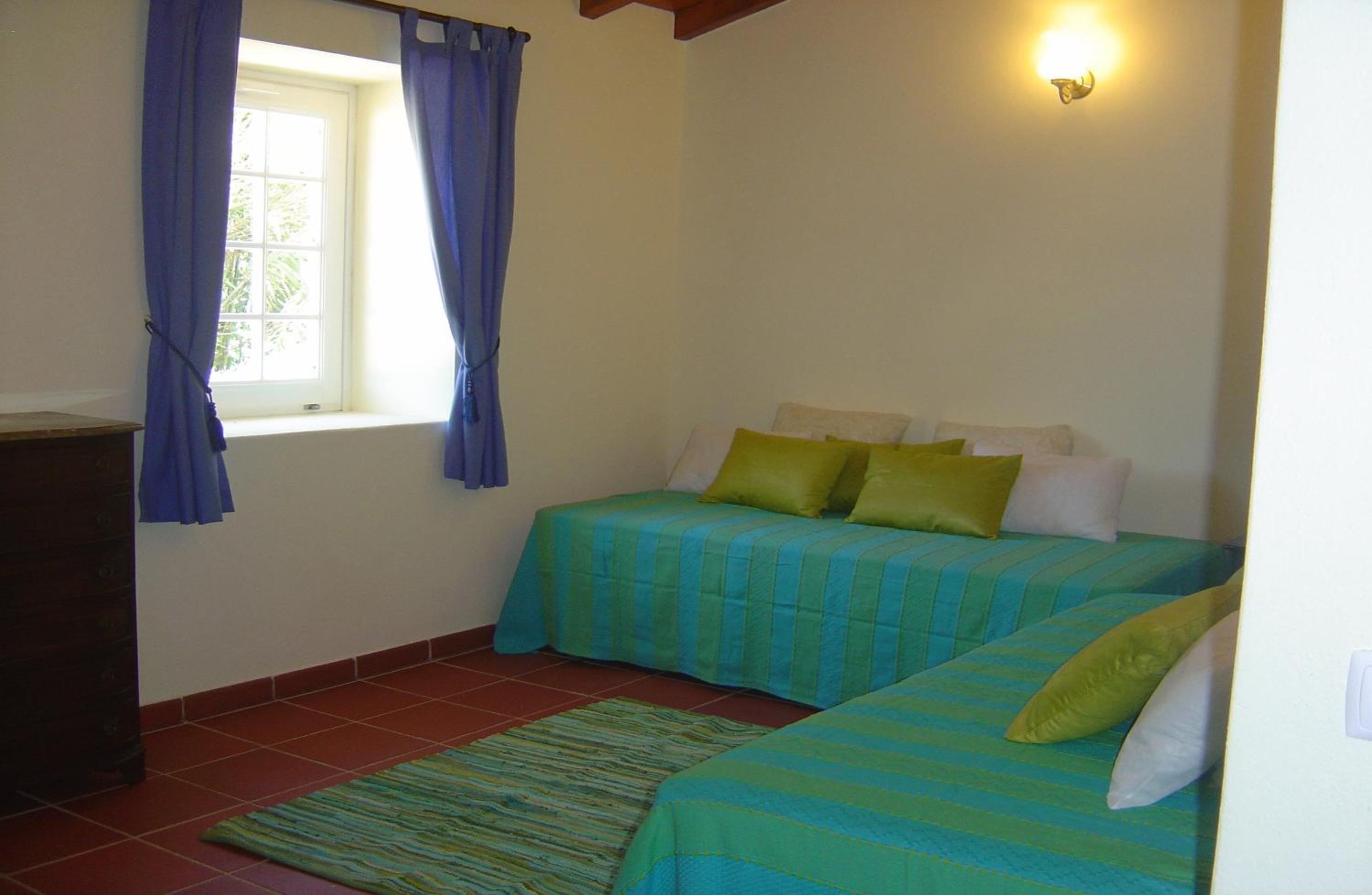 Two-Bedroom Suite with Pool View - Photo 2