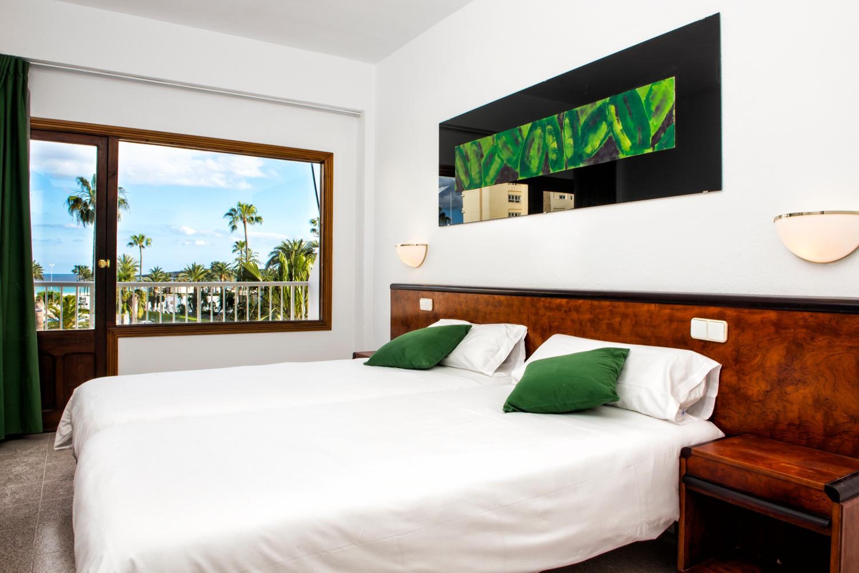Habitación Doble con Vista al Mar