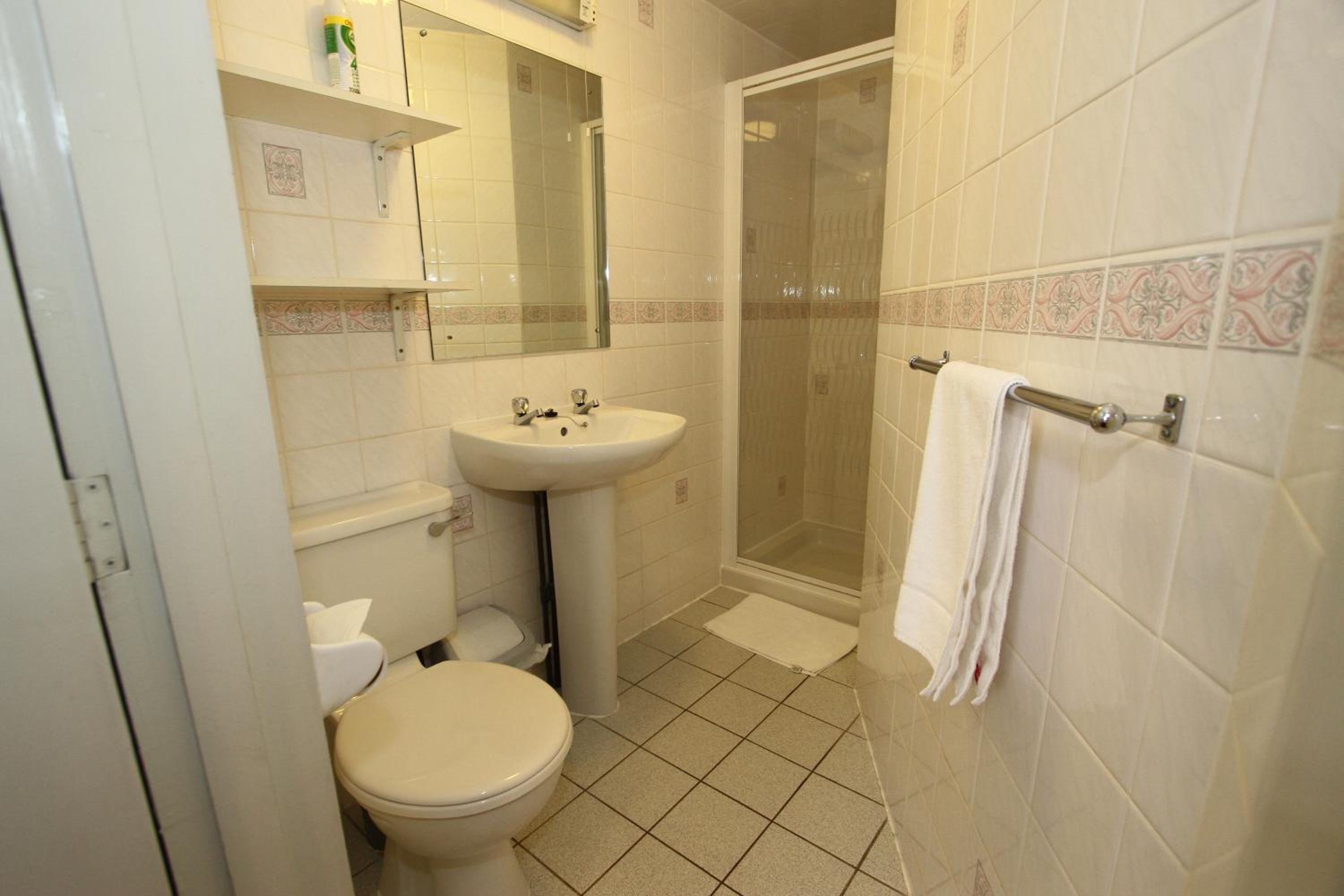 Standard Twin Room photo 2
