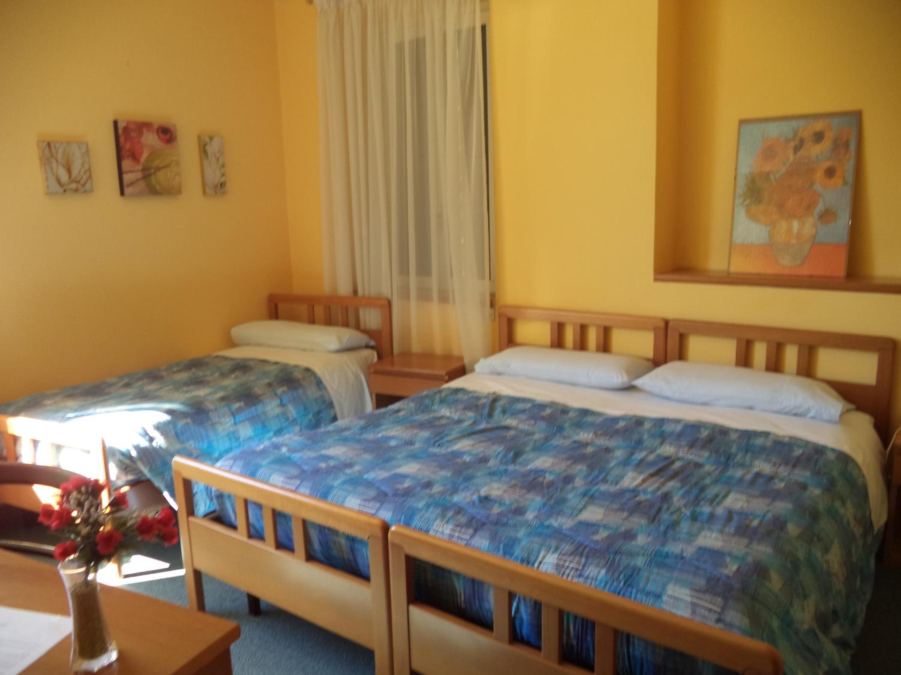 Triple Room - Photo 2