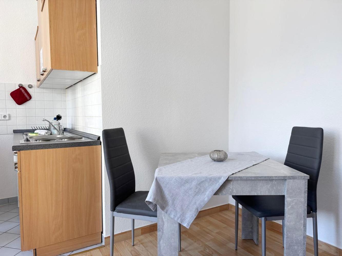 Apartment photo 2