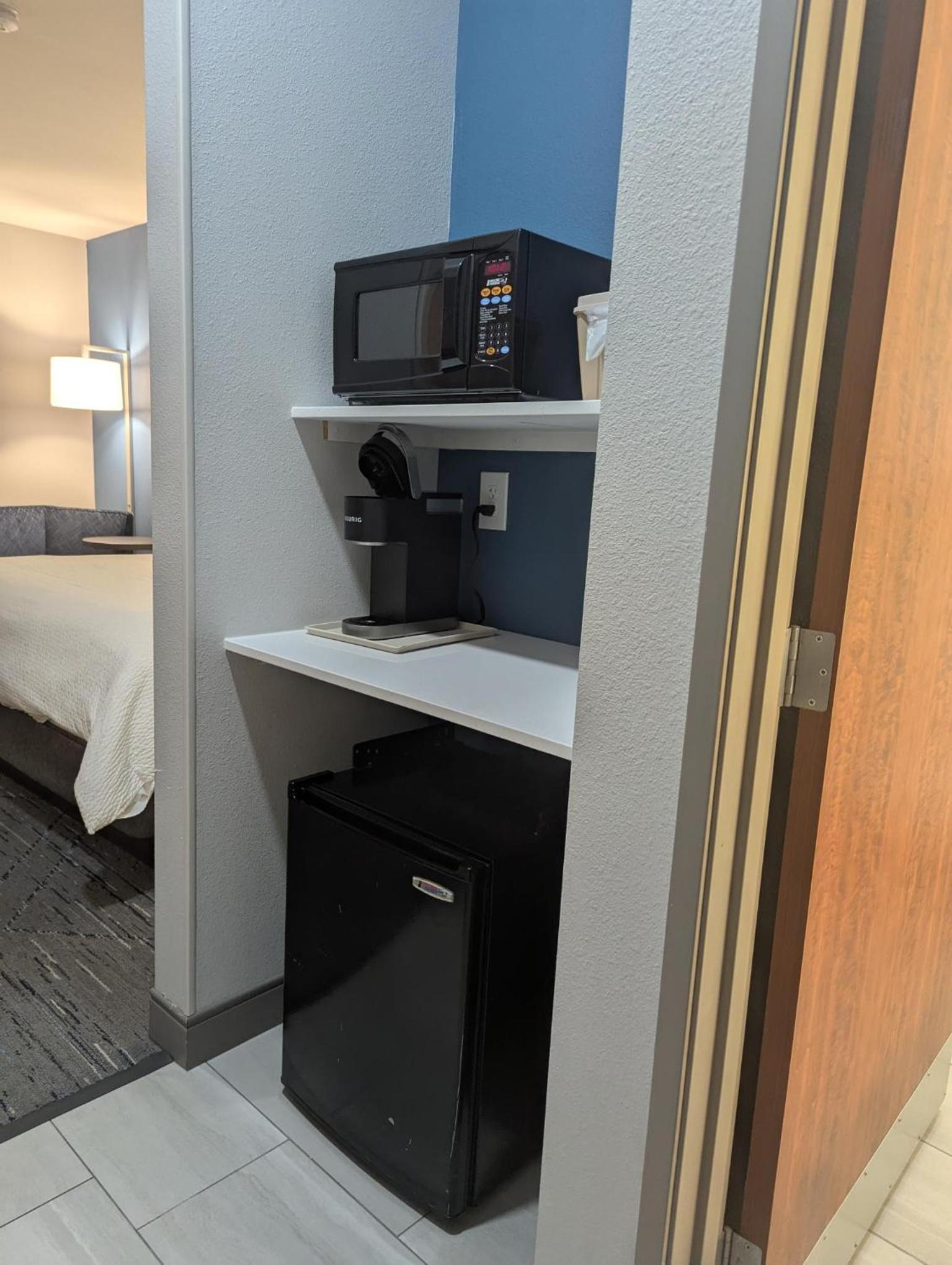Standard King Room - Photo 1