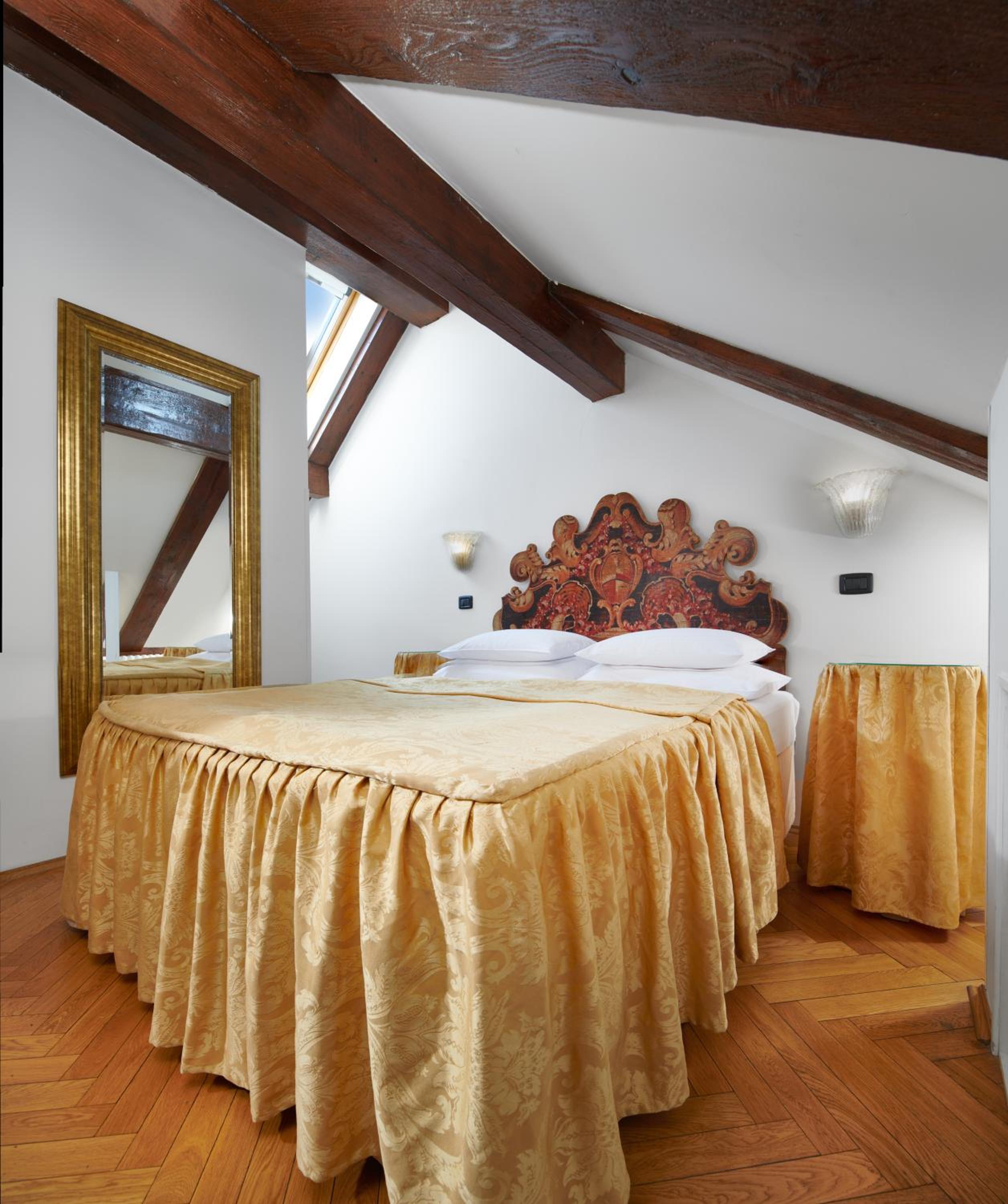 Prestige Suite with Castle View
