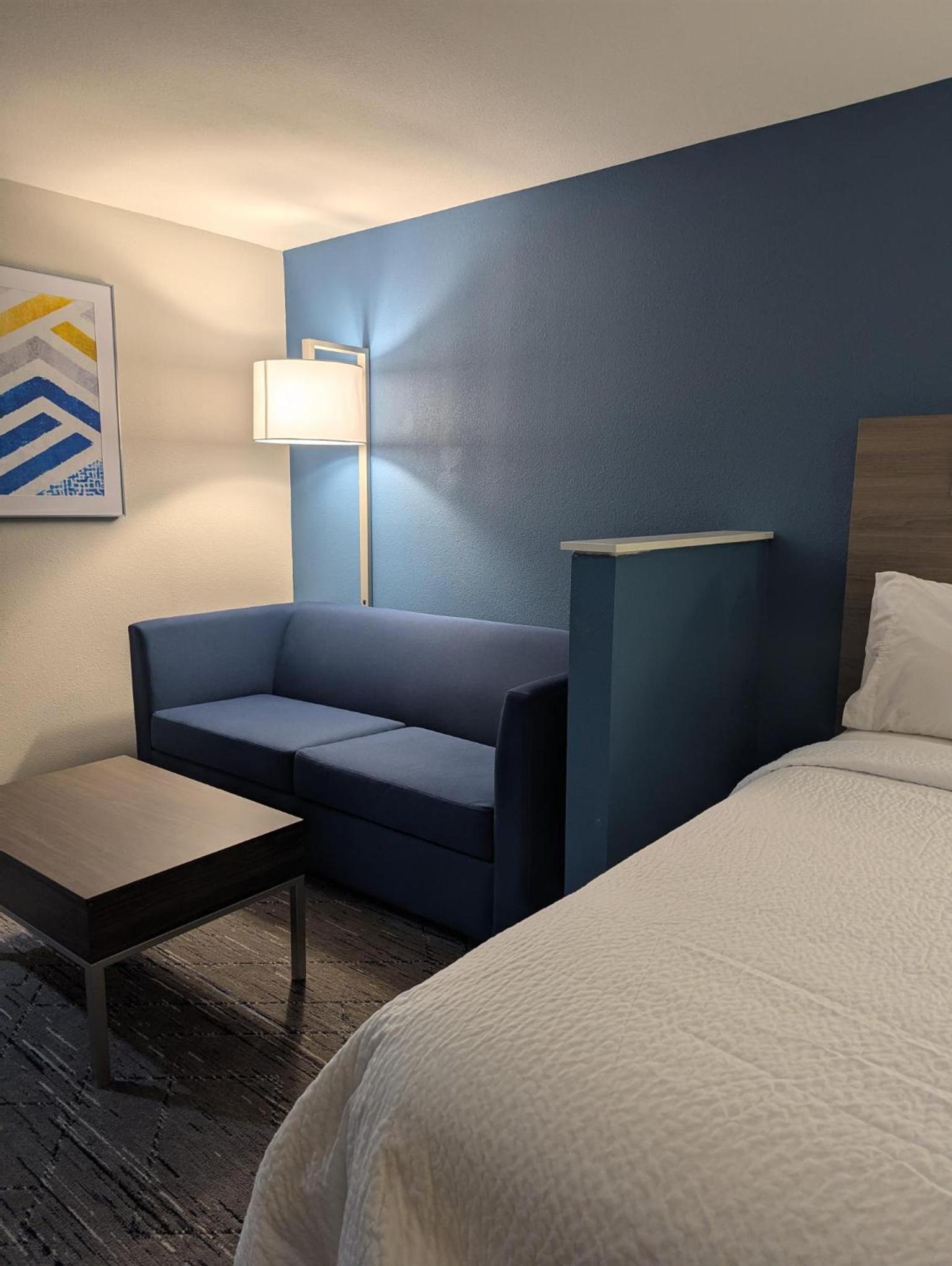 Suite with Two Beds - Non-Smoking - Photo 2