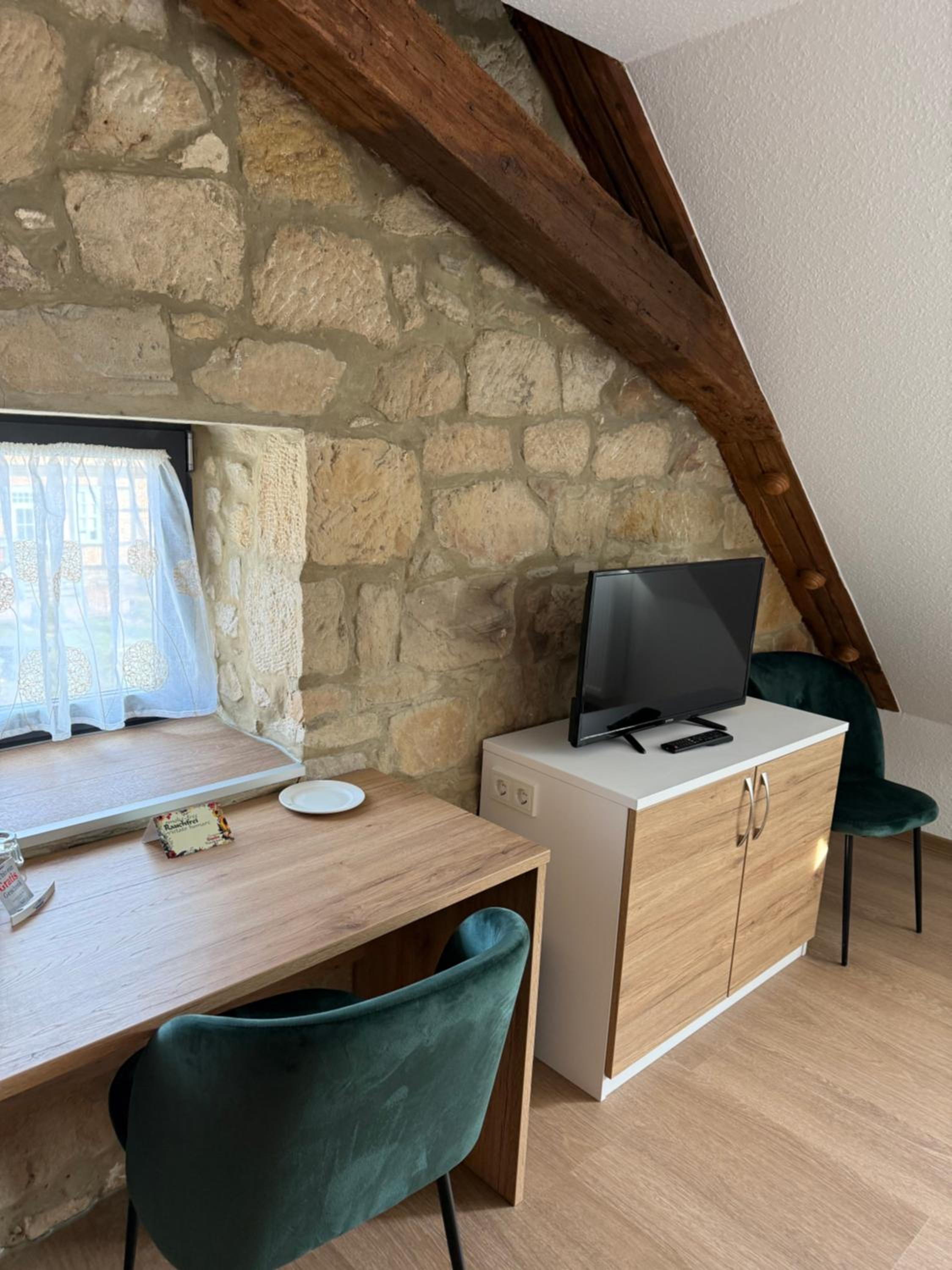 Small Double Room photo 2