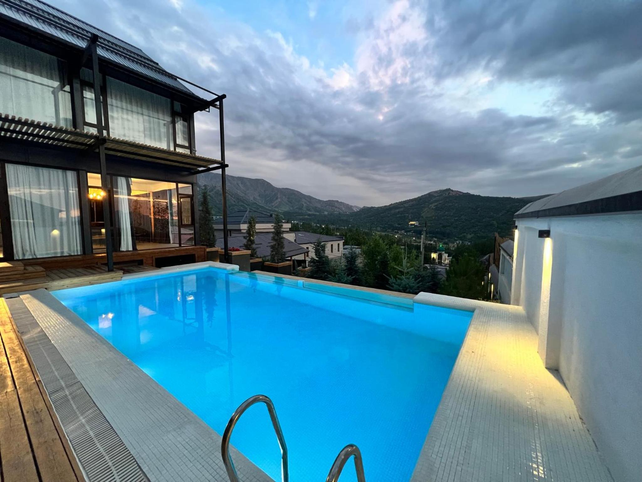 Superior Villa photo 3
