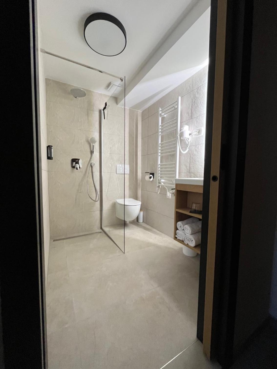 Deluxe Double Room - Photo 6