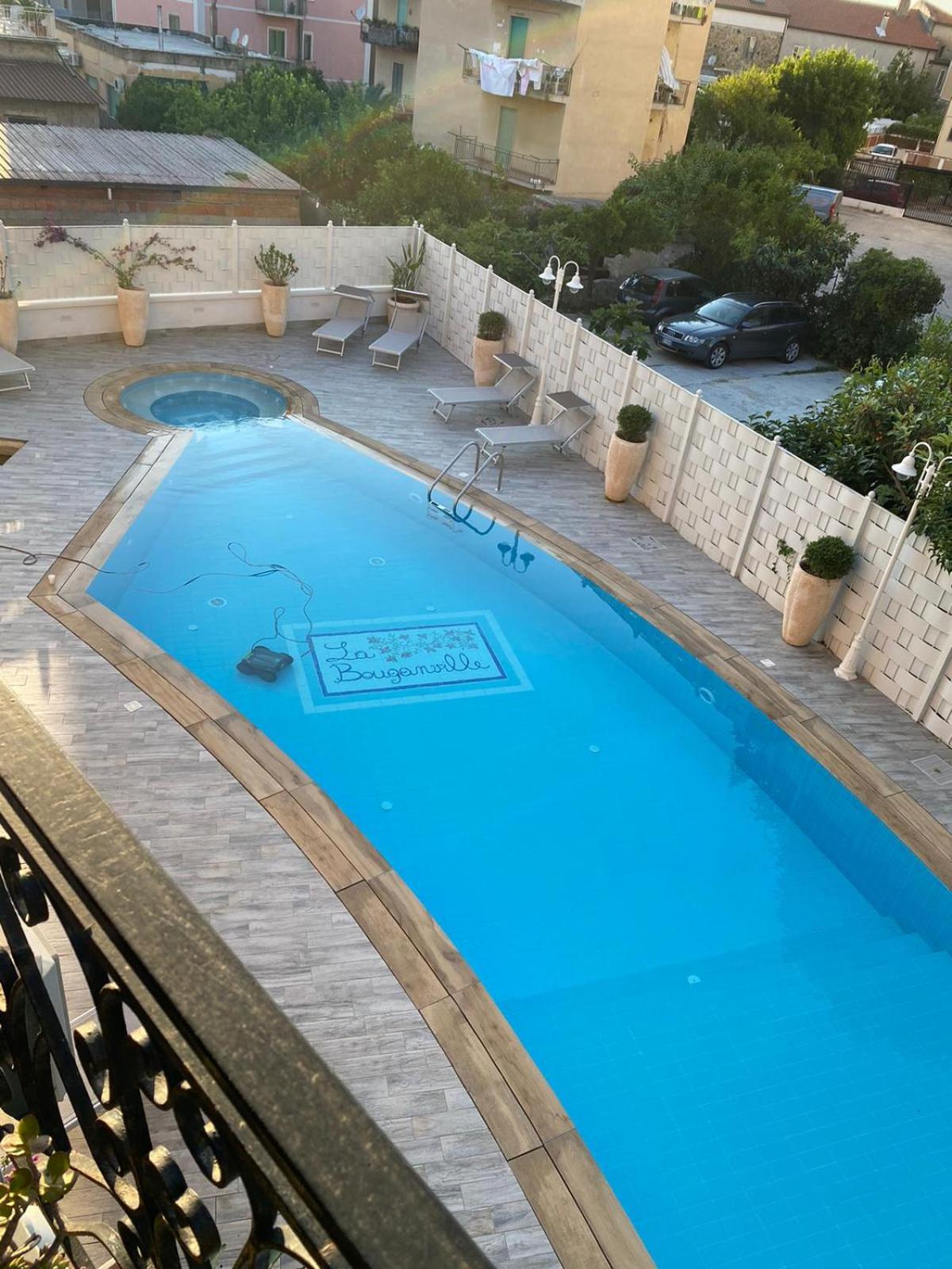 Two-Bedroom Apartment with Terrace