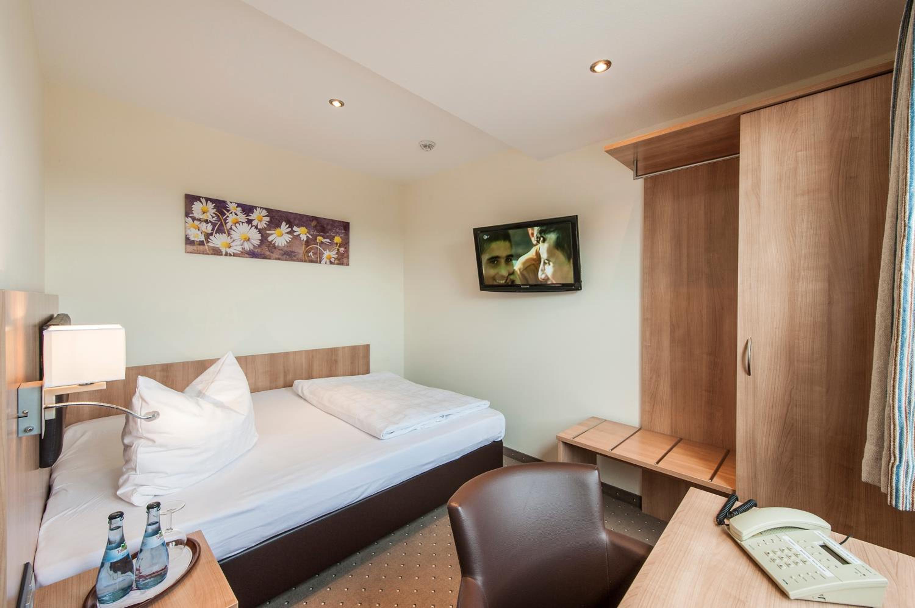 Standard Single Room photo 3