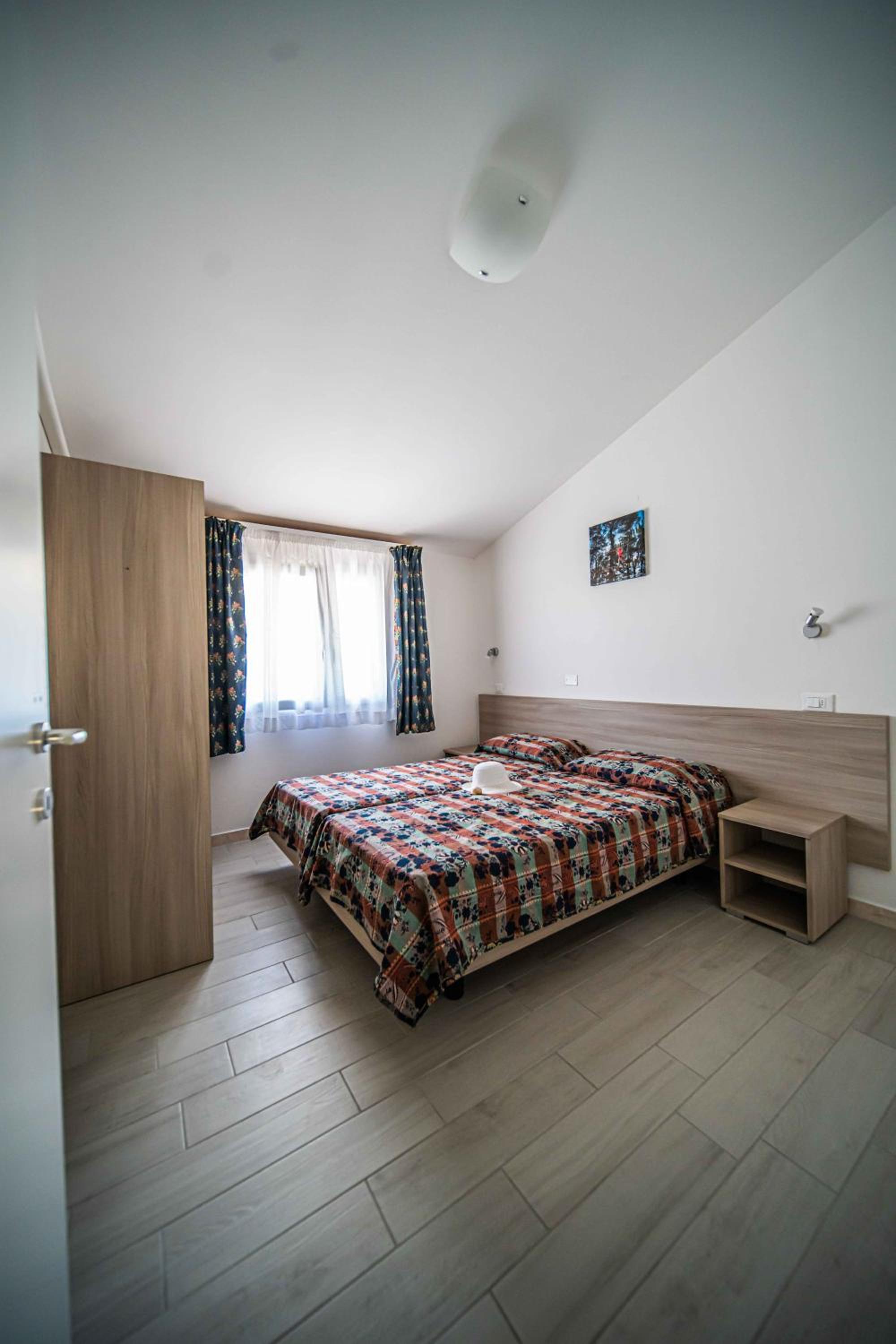Apartment - Split Level photo 3