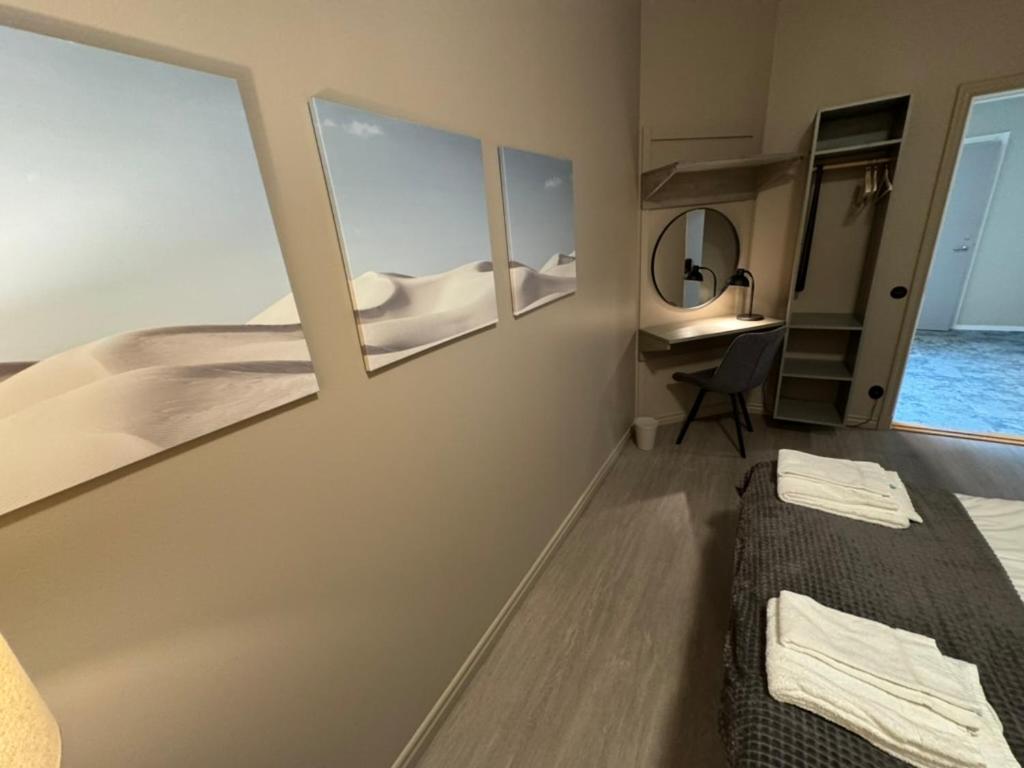 Budget Double Room photo 2