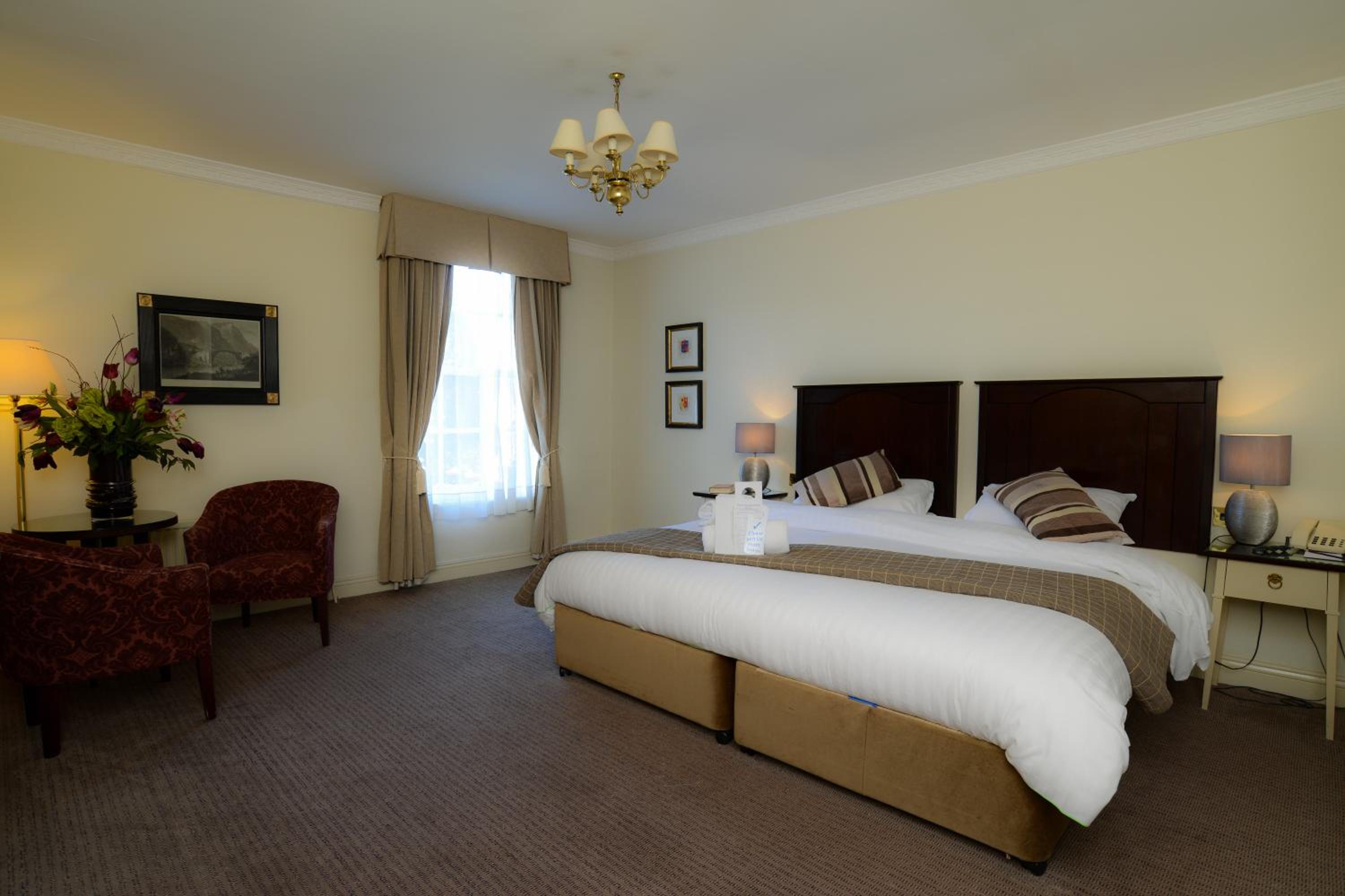 Executive Double Room - Photo 12