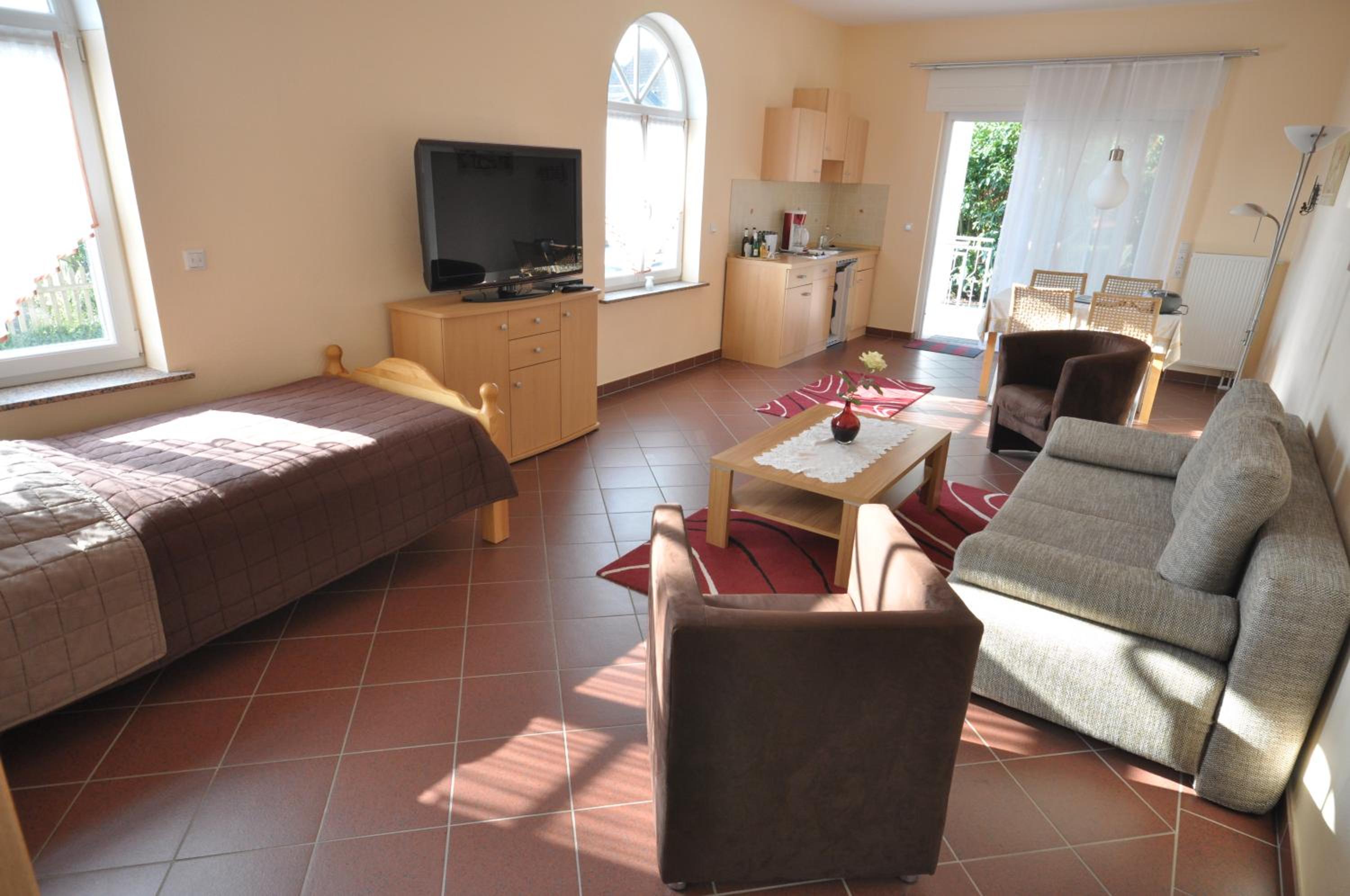 Apartment - Photo 14