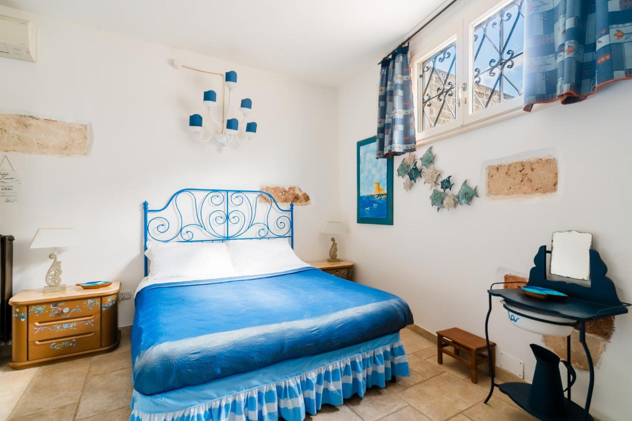 Double or Twin Room with Private Bathroom photo 1