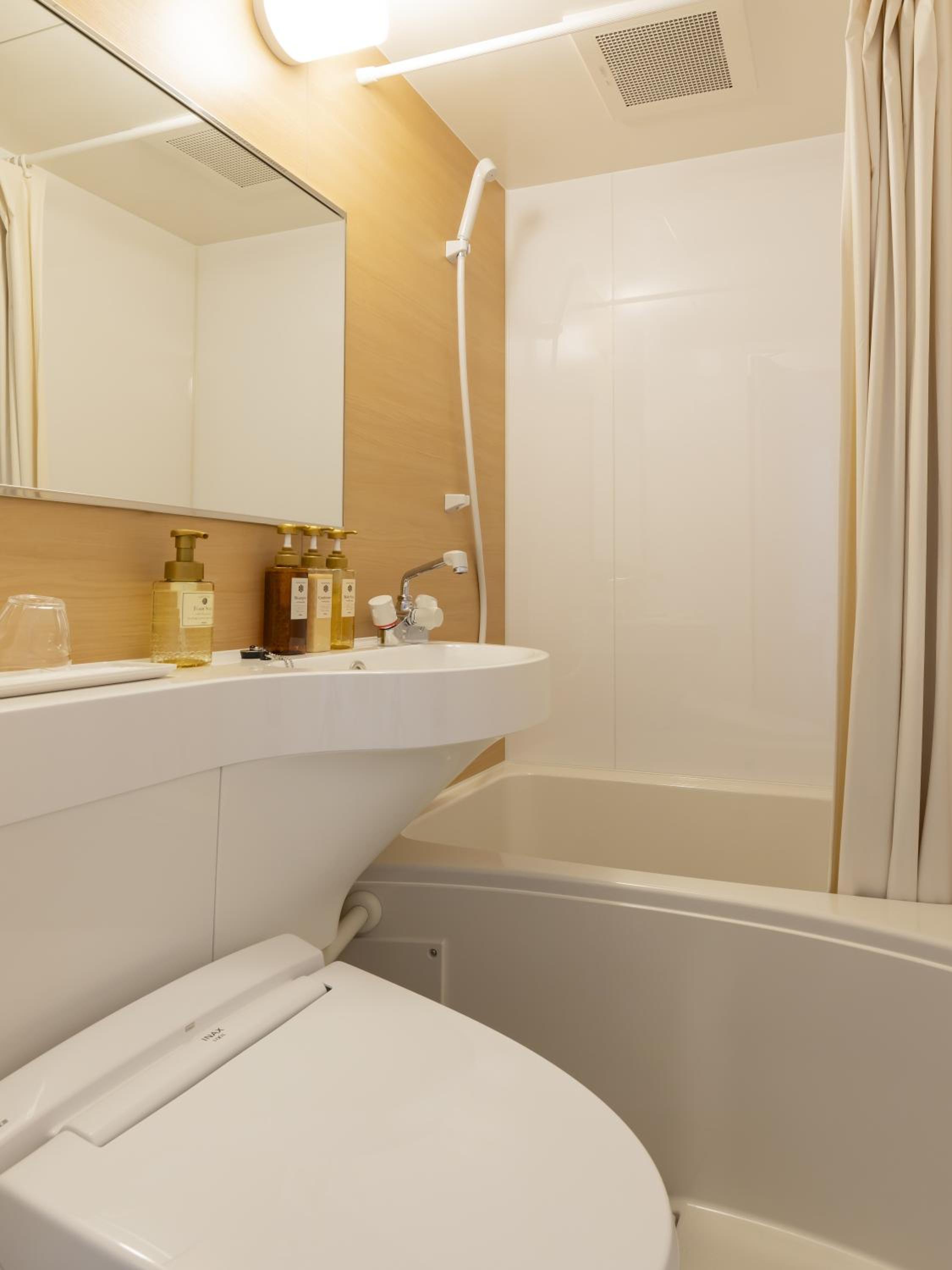 Double Room - Non-Smoking  - Photo 7
