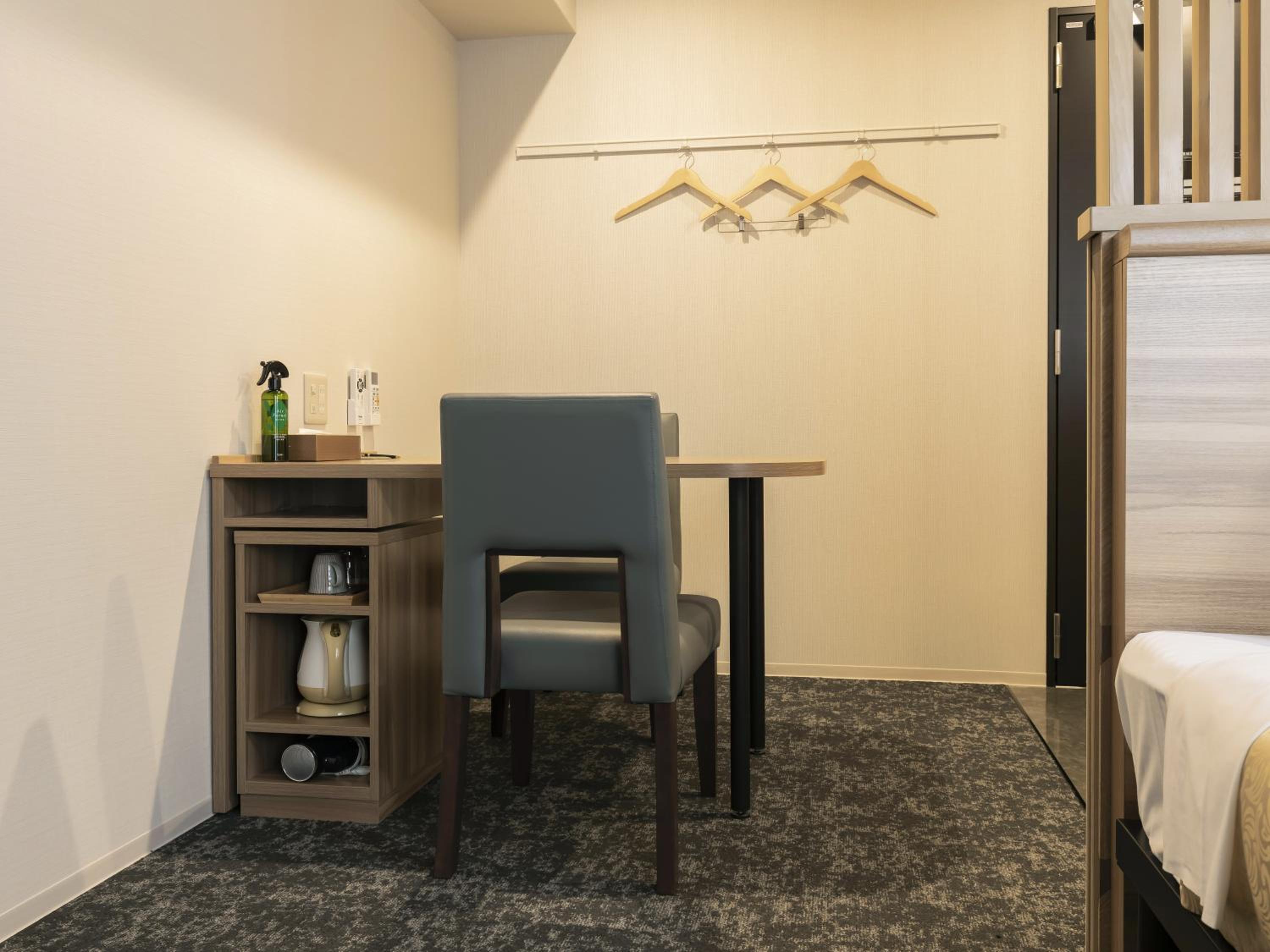 Triple Room - Non-Smoking - Photo 9