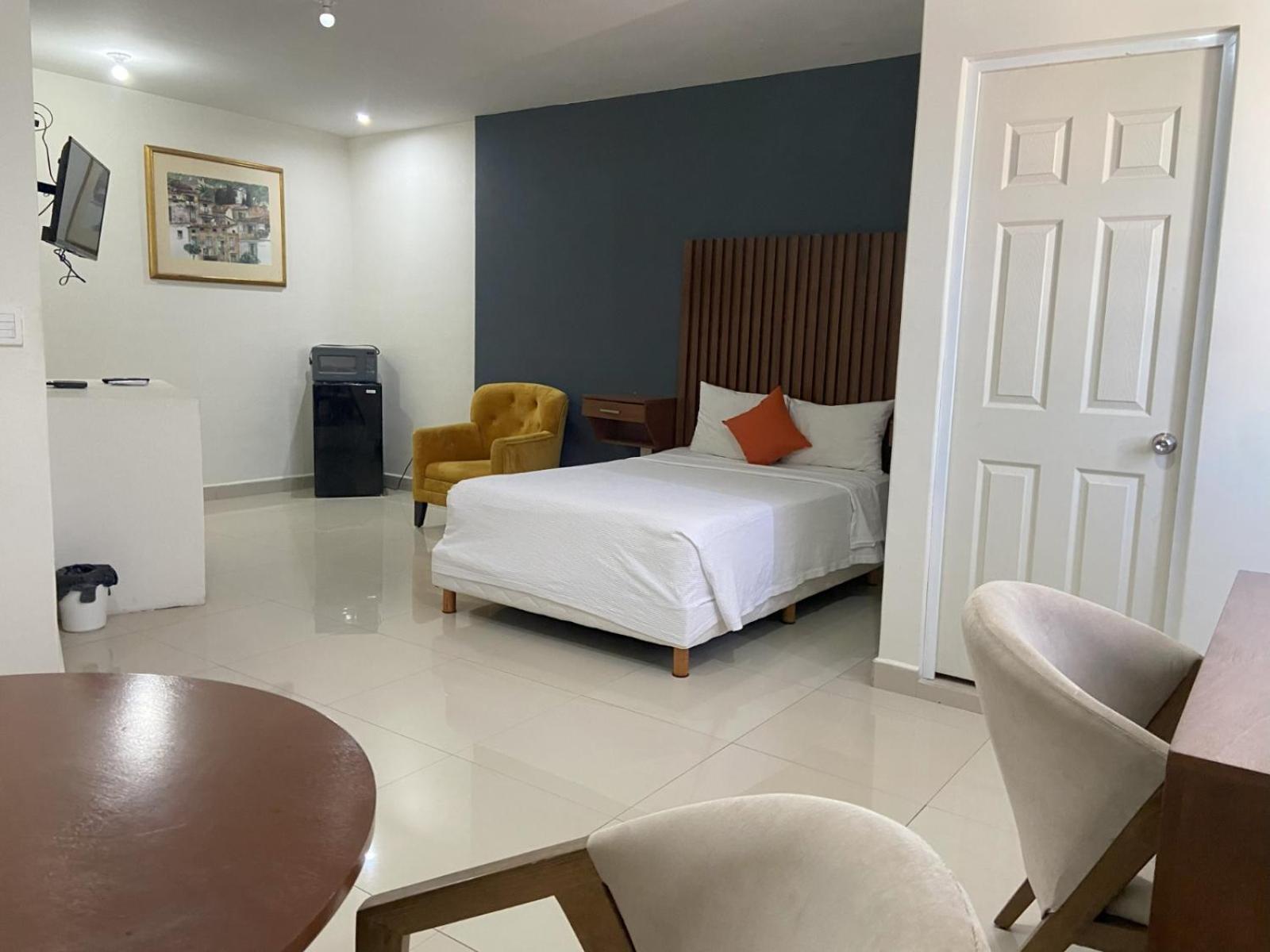 Double or Twin Room photo 1