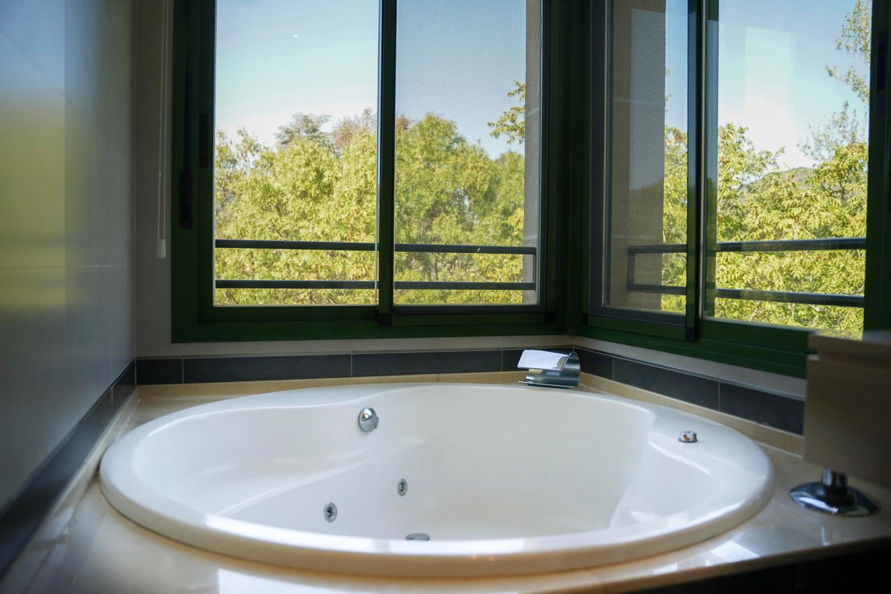 Family Suite with Spa and thermal circuit included Family Suite with Spa and thermal circuit included