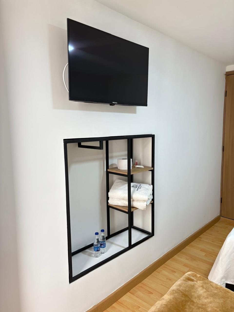 Basic Triple Room photo 3