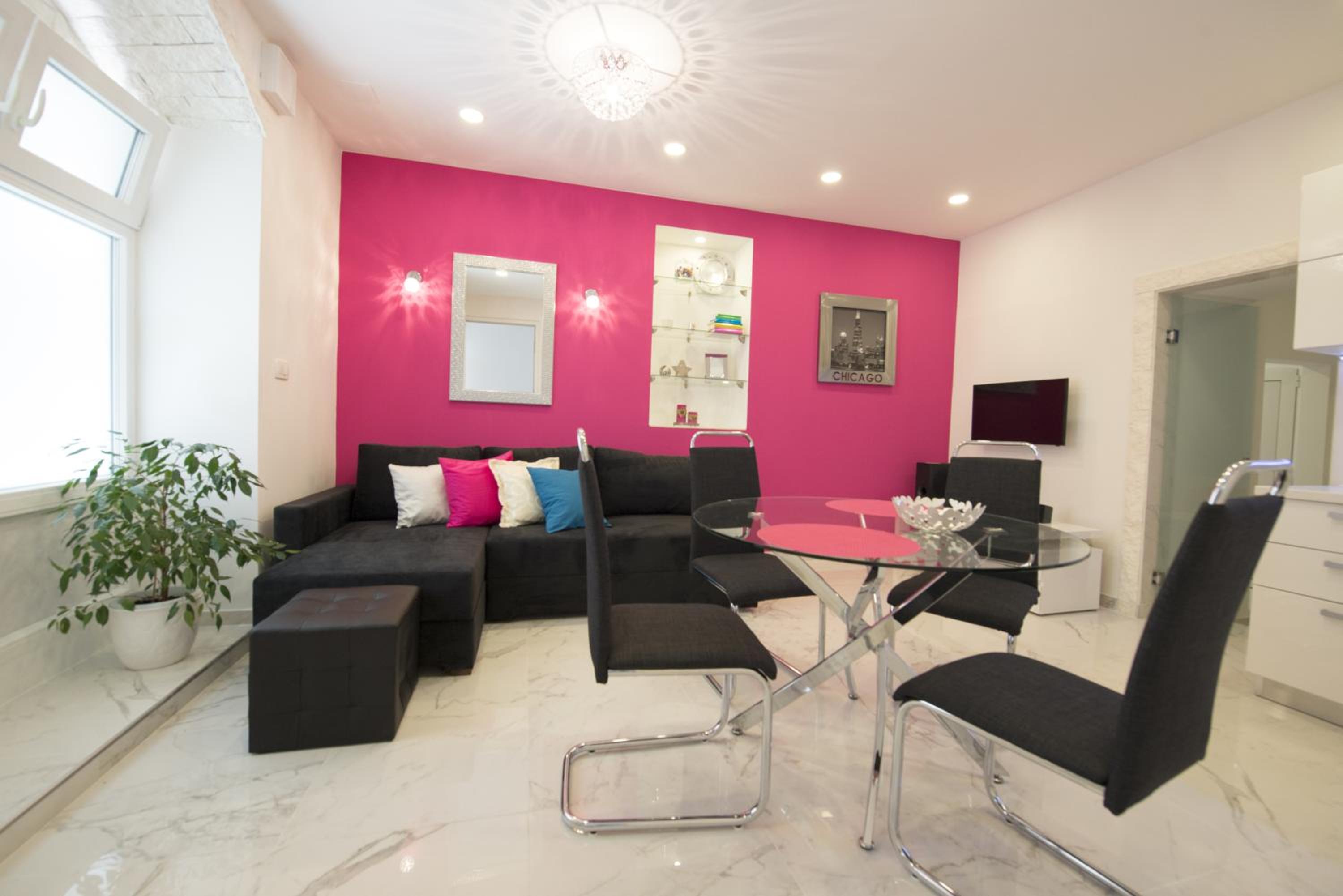 Apartment - Photo 33