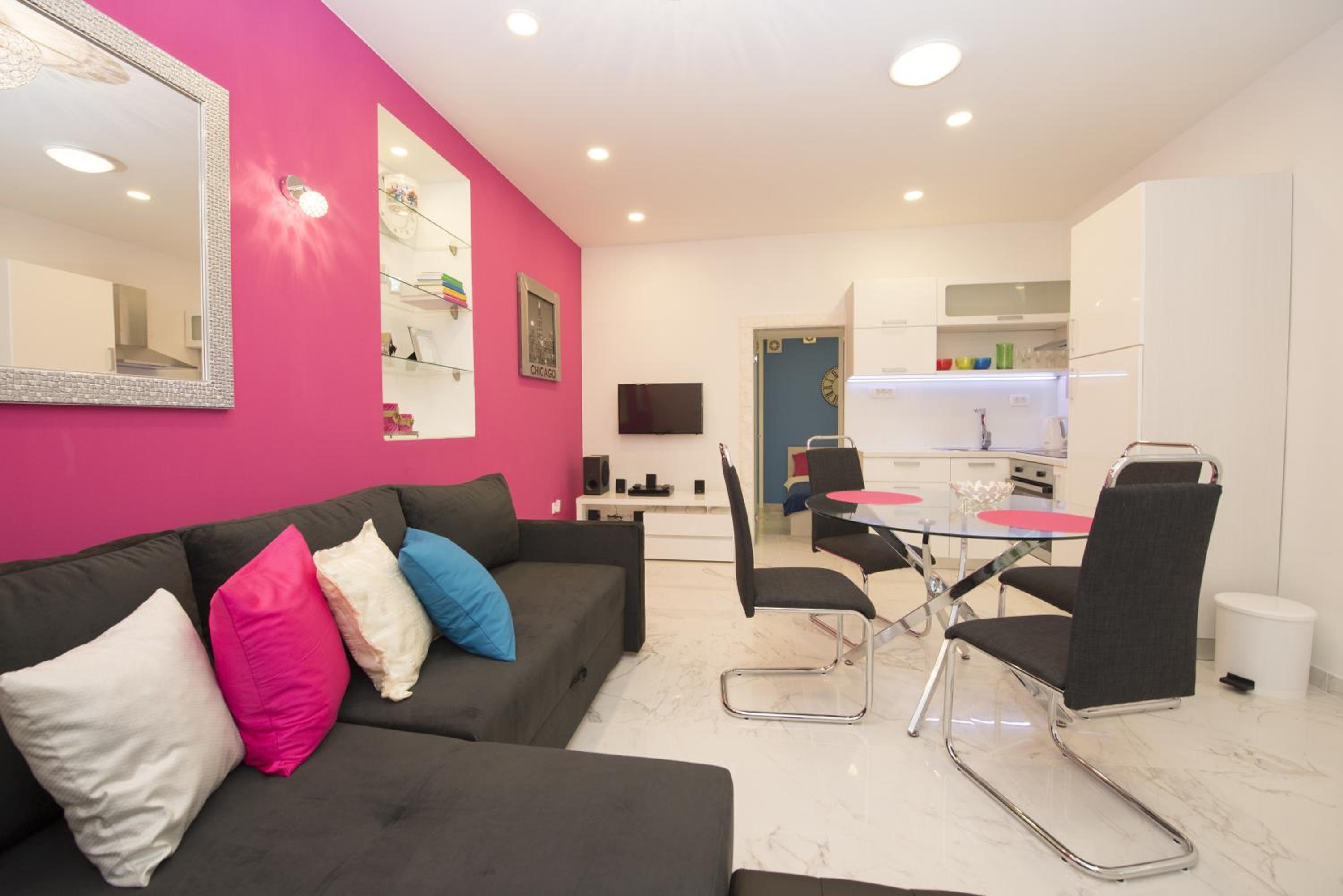 Apartment - Photo 36