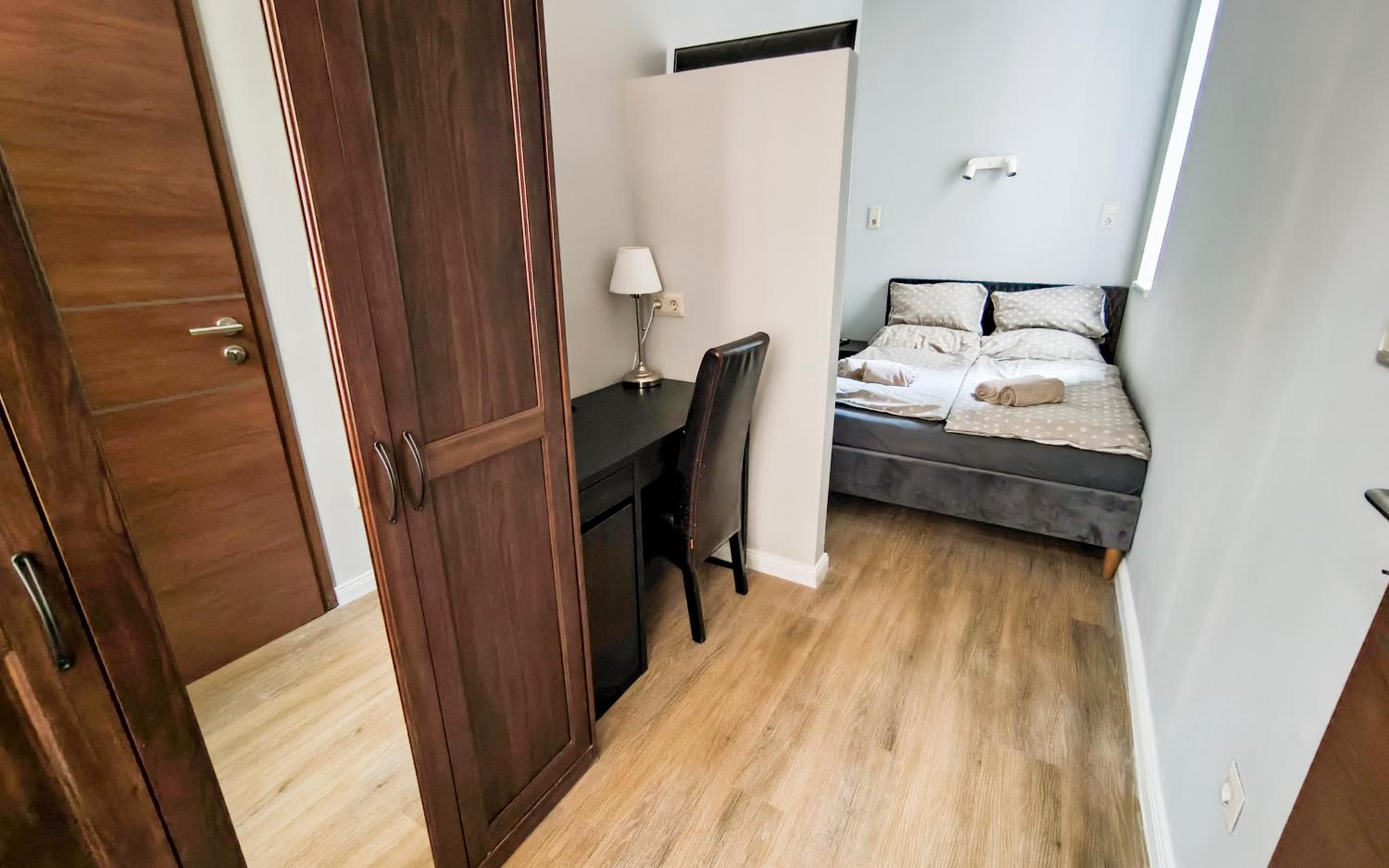 Three-Bedroom Premium Apartment - Photo 13