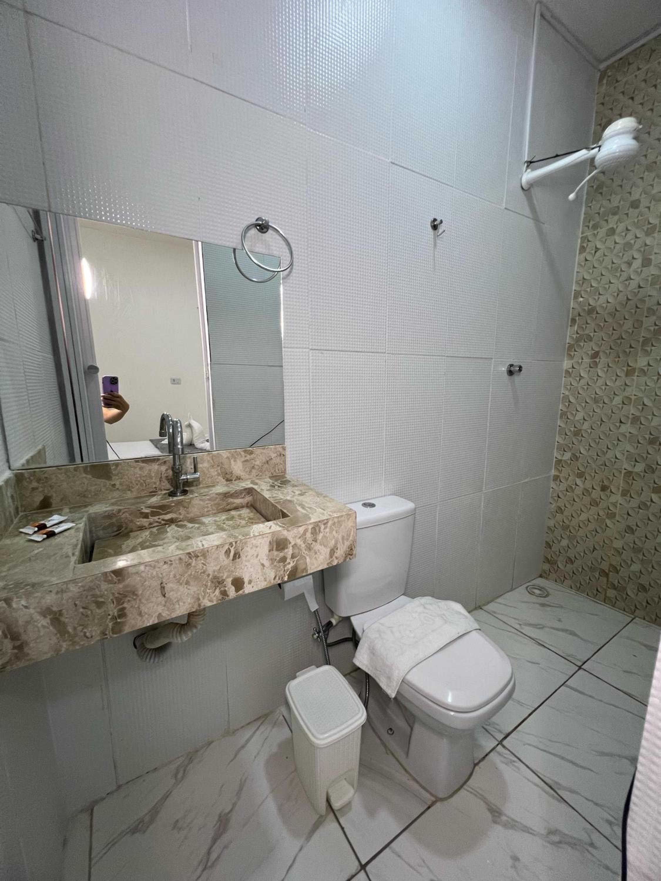 Basic Triple Room photo 1