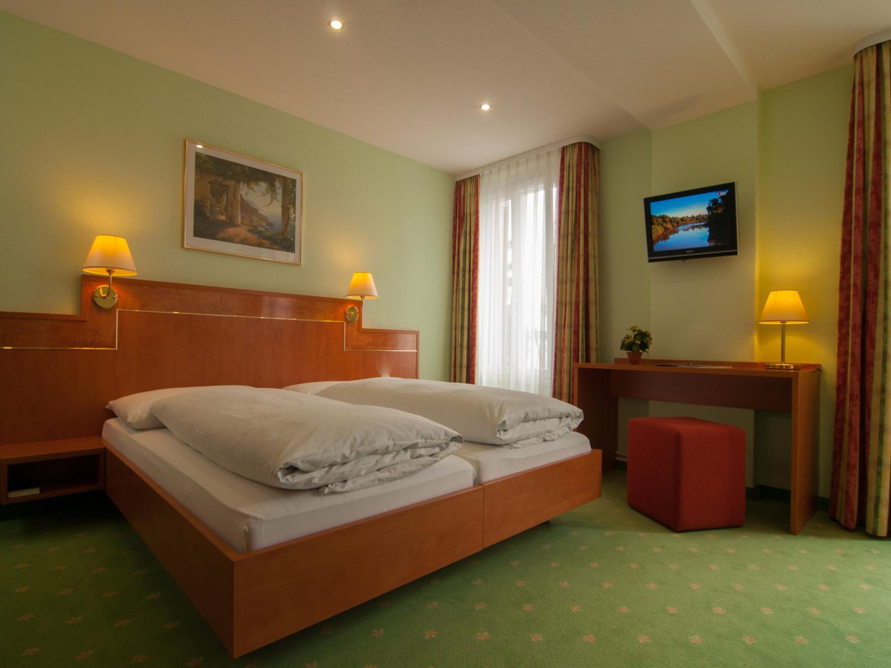 Comfort Double Room with Lake View photo 1